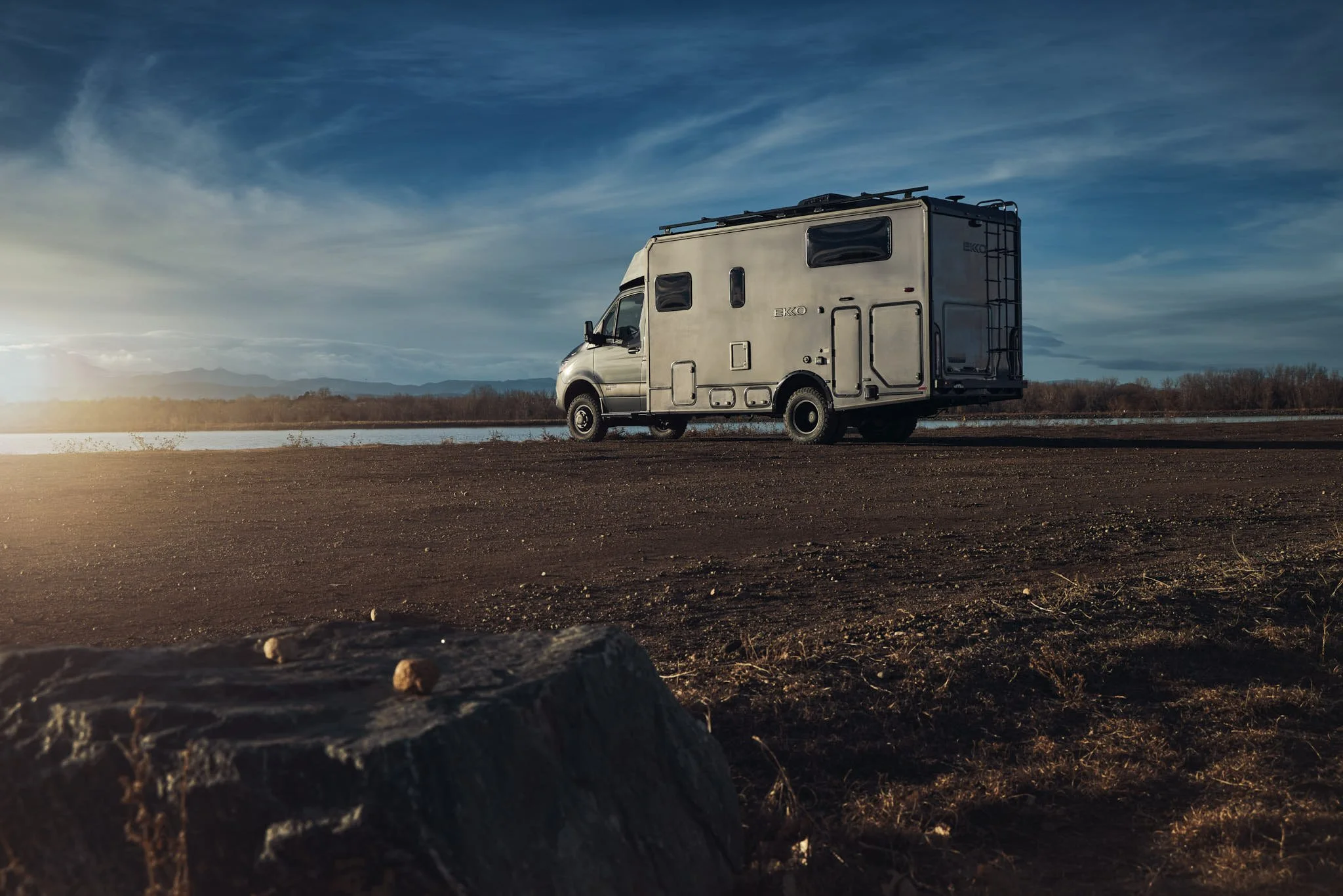 winnebago_ekko_van_automotive_photographer_denver_ _31.jpg