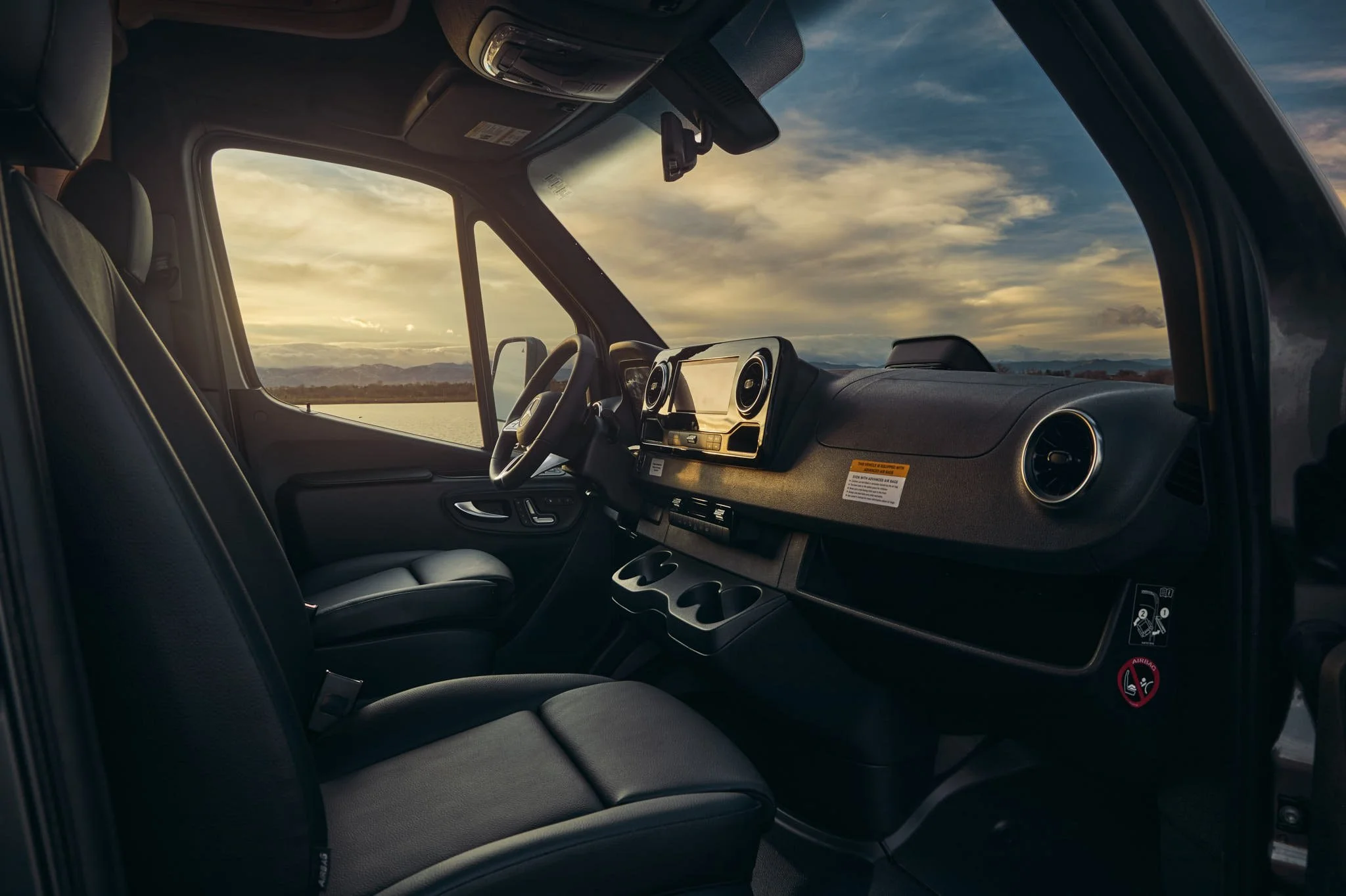 winnebago_ekko_van_automotive_photographer_denver_ _43.jpg