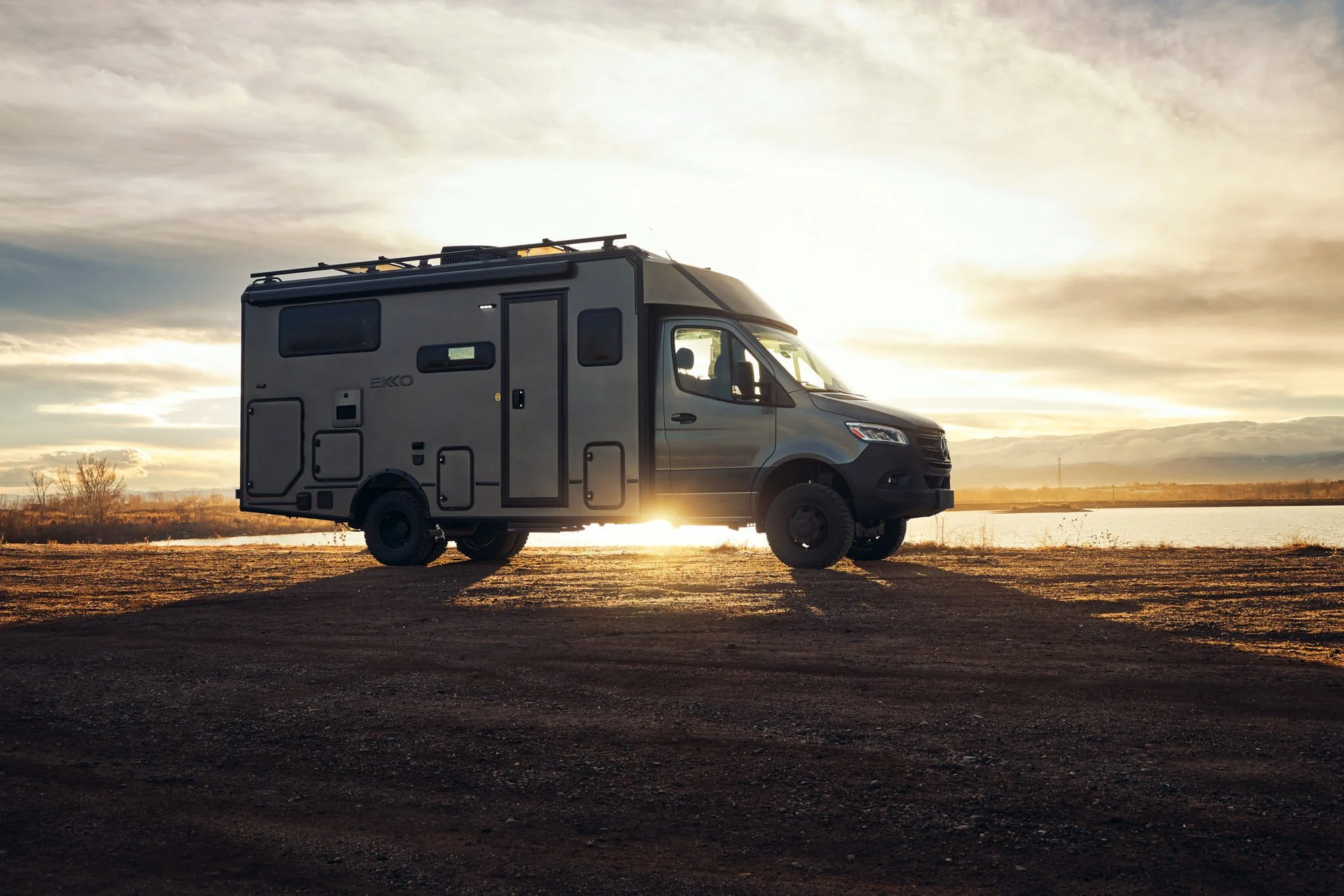 winnebago_ekko_van_automotive_photographer_denver_ _41.jpg