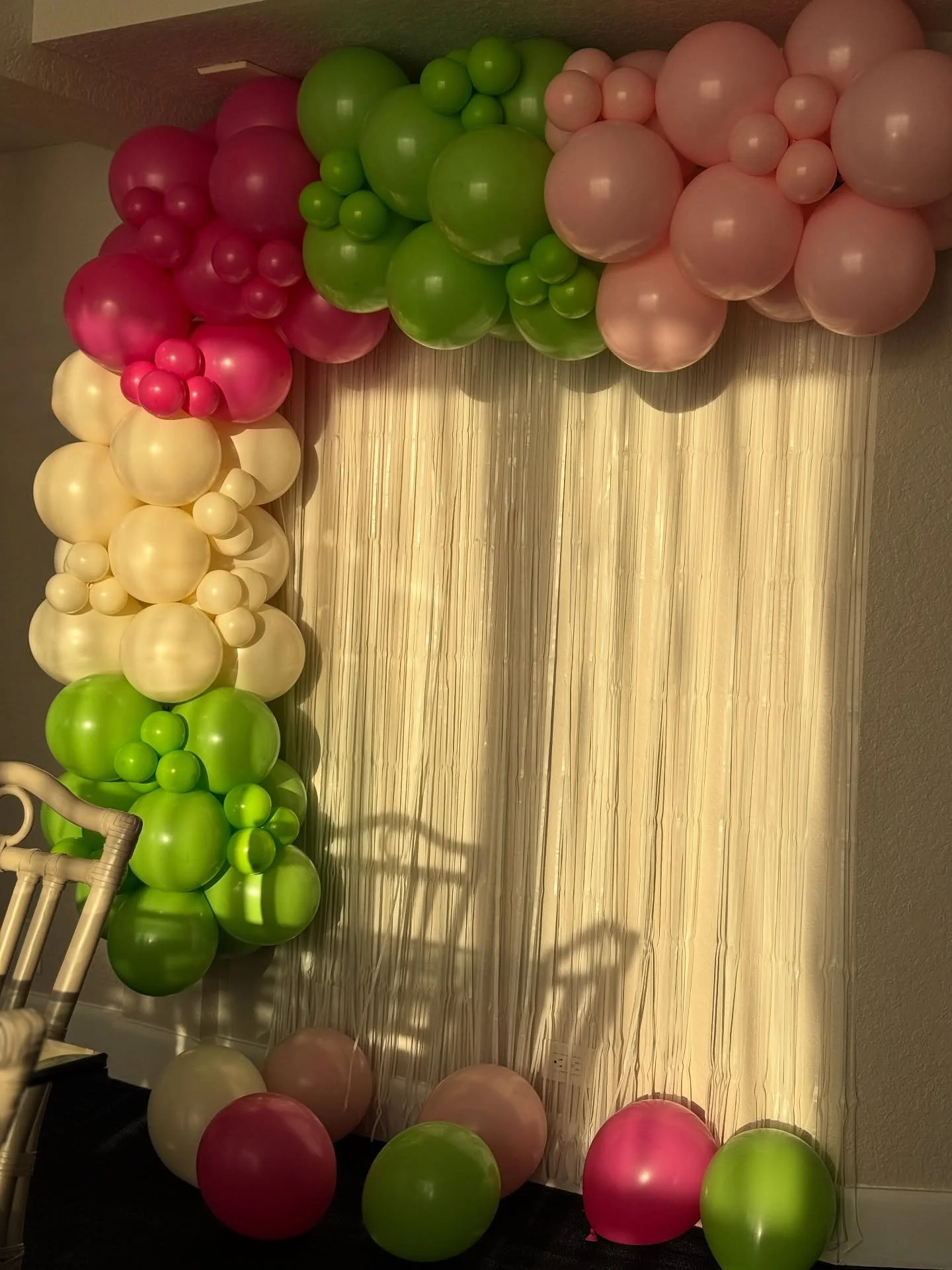 The color + that sunset glow 🔥 Margs and Matrimony Bachelorette at St. Pete Beach! @tradewinds_resort 

Head to the link in our bio! We&rsquo;ll send you our Brochure of services and pricing! 

Tampa Bachelorette | St. Petersburg Bachelorette | Clea