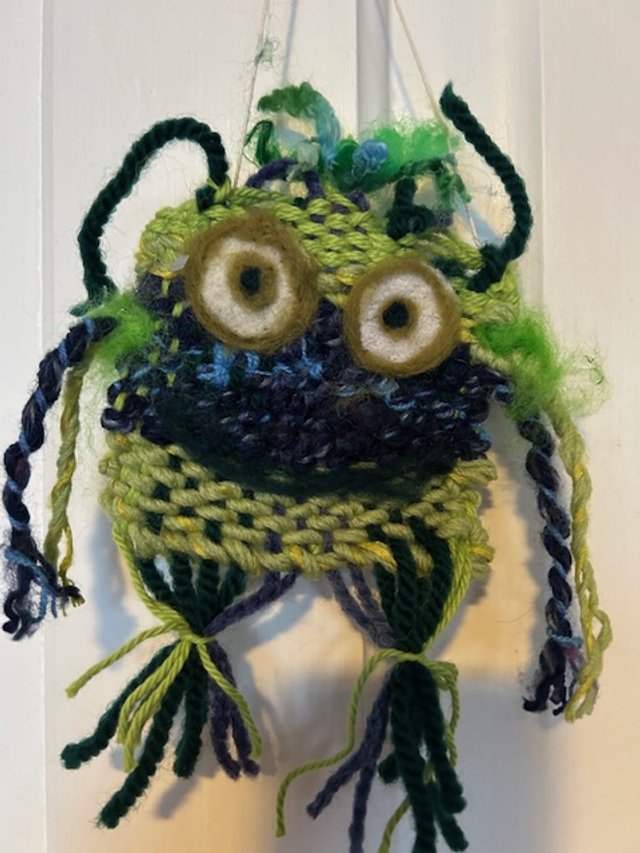 Wacky Weavings Sat. January 31 1:00-2:30 PM Ages 8 +