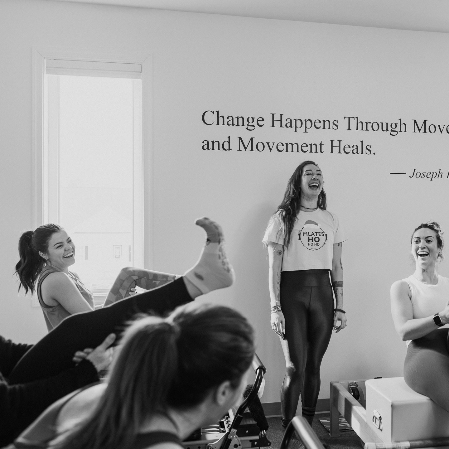 @lesley.logan with @opc.pilates came to @pilatesbytammie today with an AMAZING reformer class and prop workshop for the instructors. So happy Tammie thought of me for photos, been looking forward to for this one for a while!!