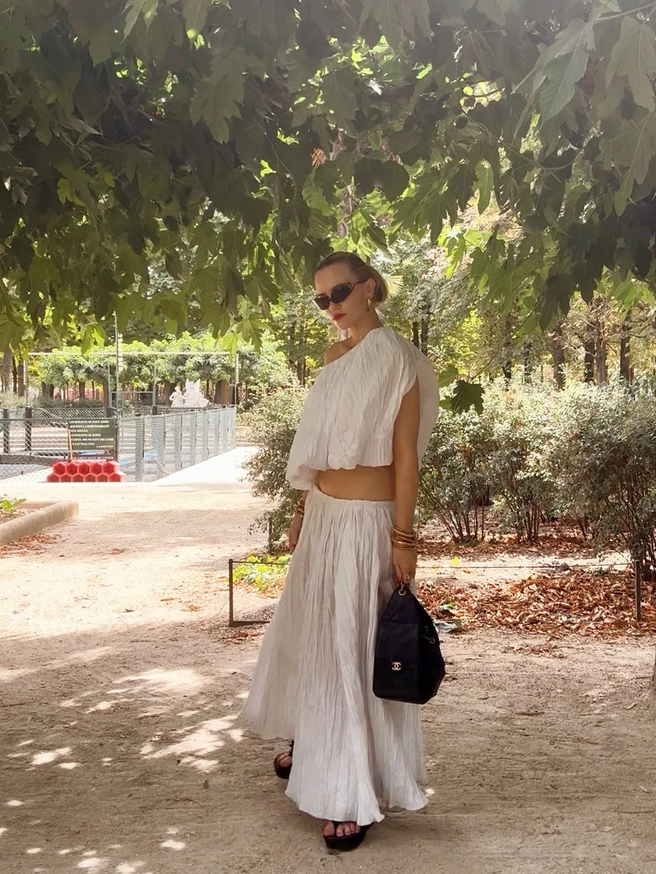 Je suis d&eacute;sol&eacute;&hellip;. It&rsquo;s Fashionweek again ✨
