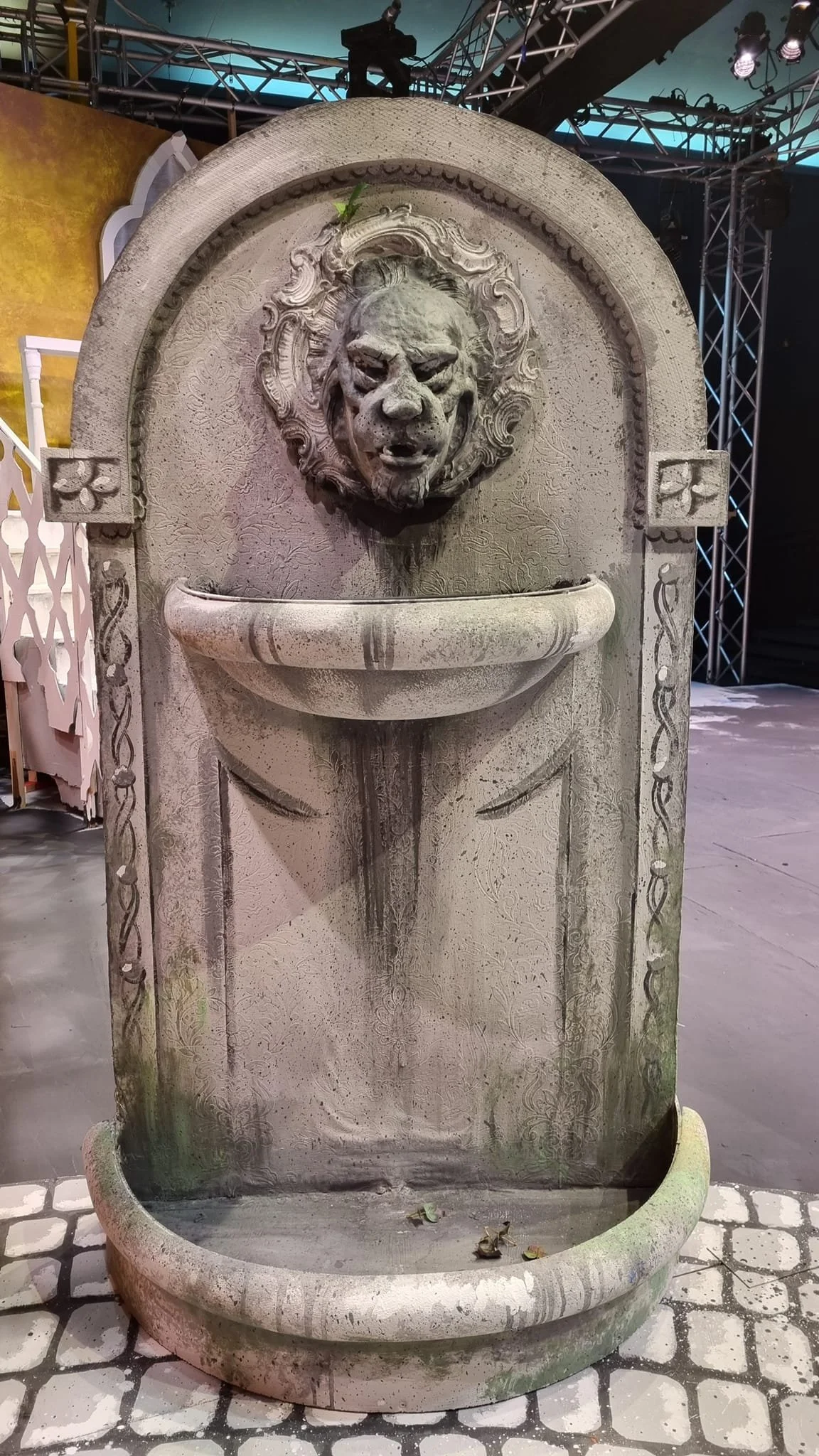 Medea - KMC Onstage 2022
(Construction & Painting)