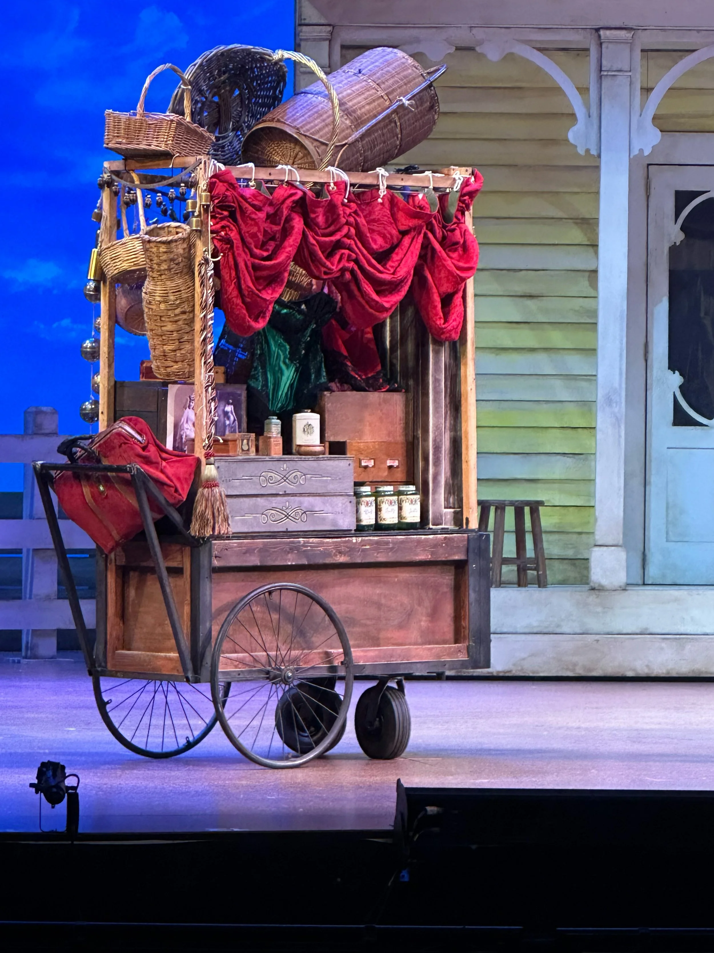 Joseph, and the Amazing Technicolor Dreamcoat - Lyric Theatre of Oklahoma 2025
(Construction and curtain rigging)