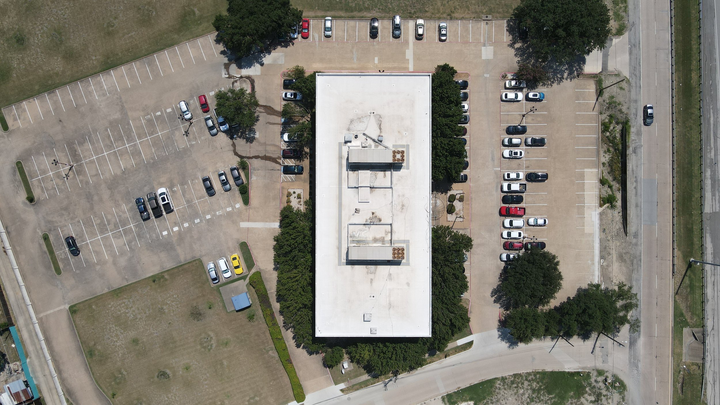 ROOF.jpg
