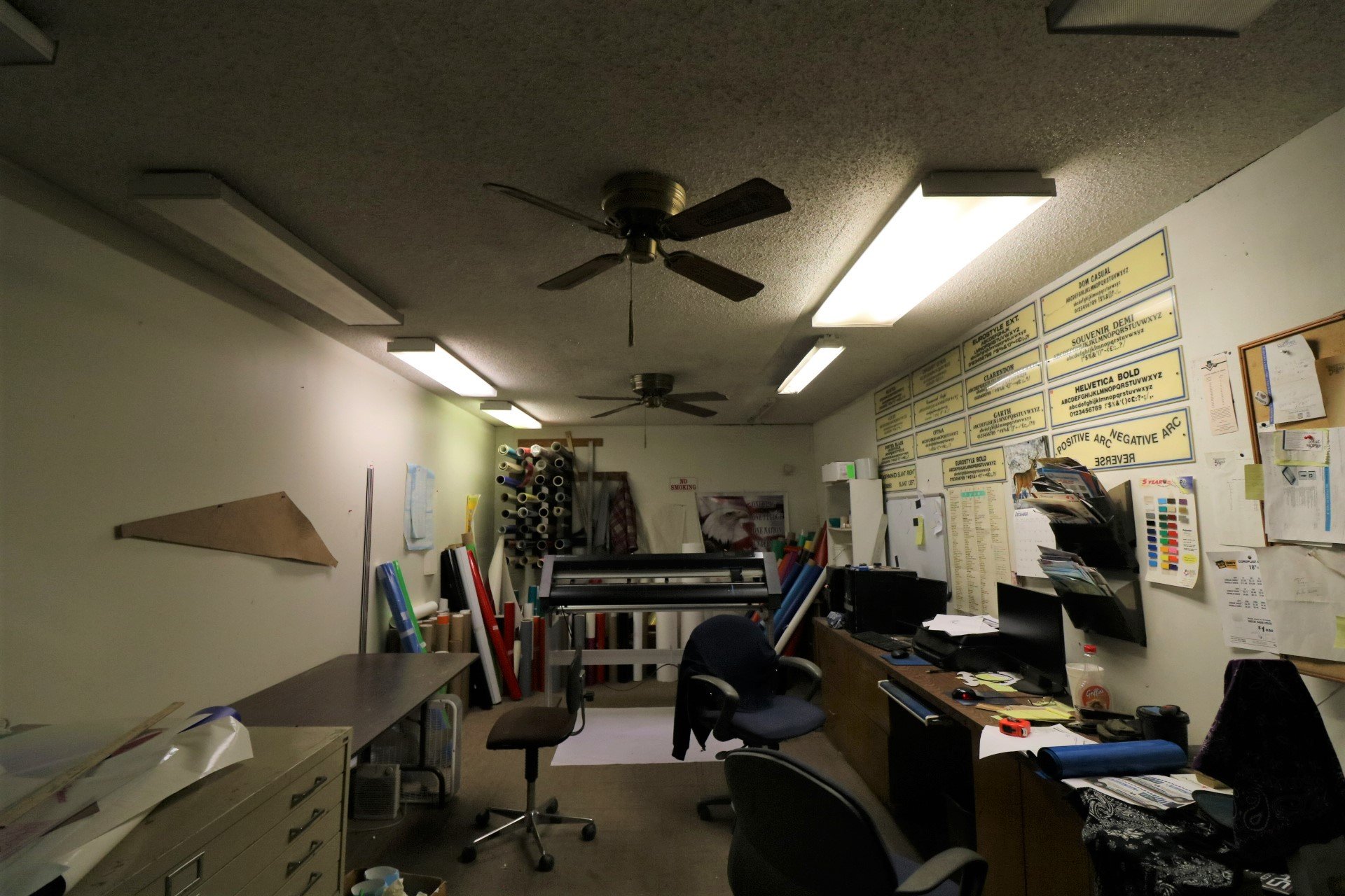 Interior 2.jpg