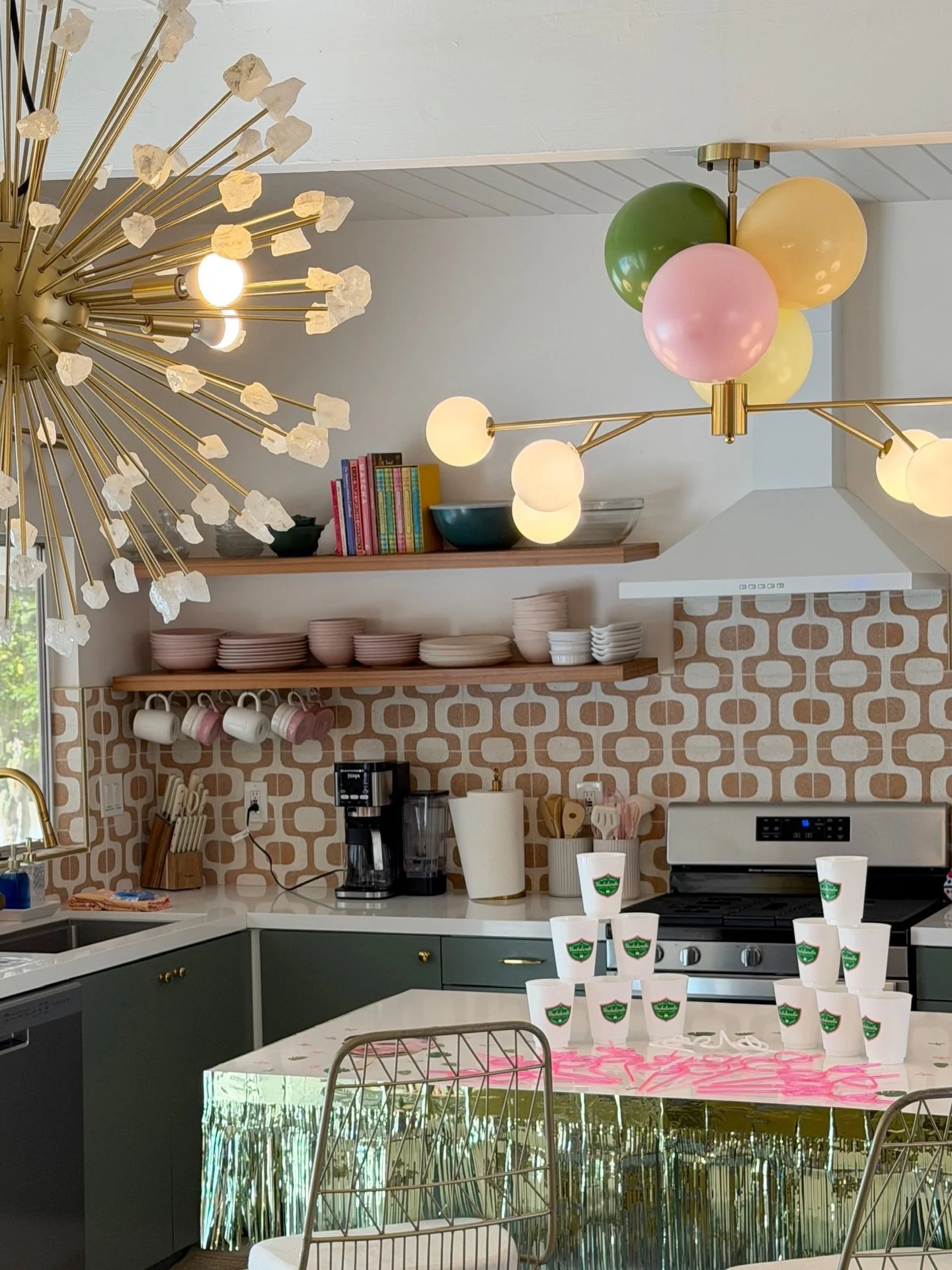 lately in palm springs 🌴