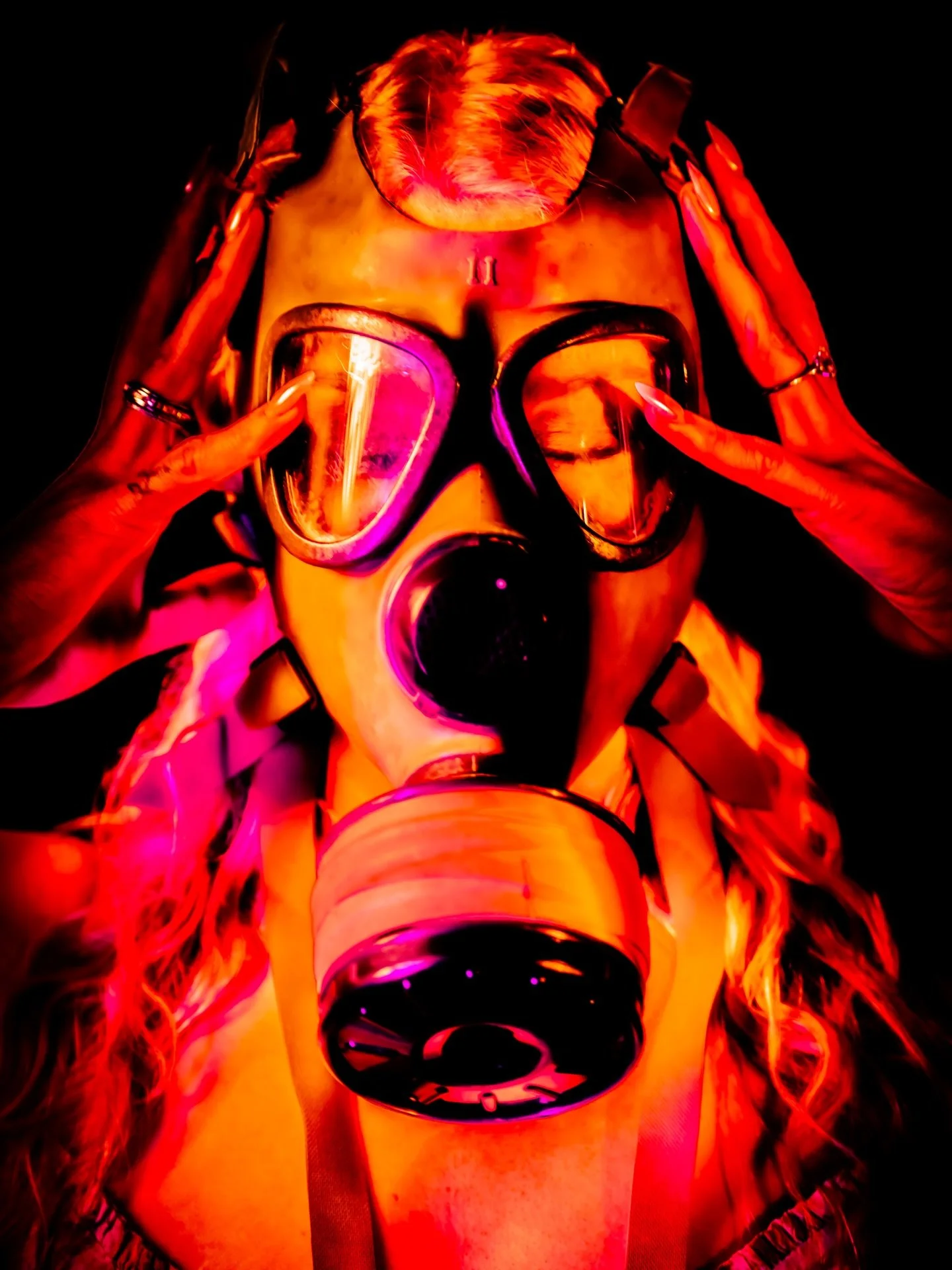 🥷‼️
.
#color #analagouscolors #portrait #reel 
.
@tier12 💃