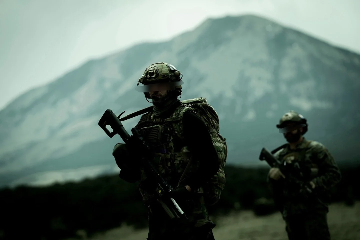 Out of the mountains. 
.
📸 from a recent training event. 
.
@shawconcepts 
@attackpakhq 
.
#outofthemountains #specialoperations #tacticalgear