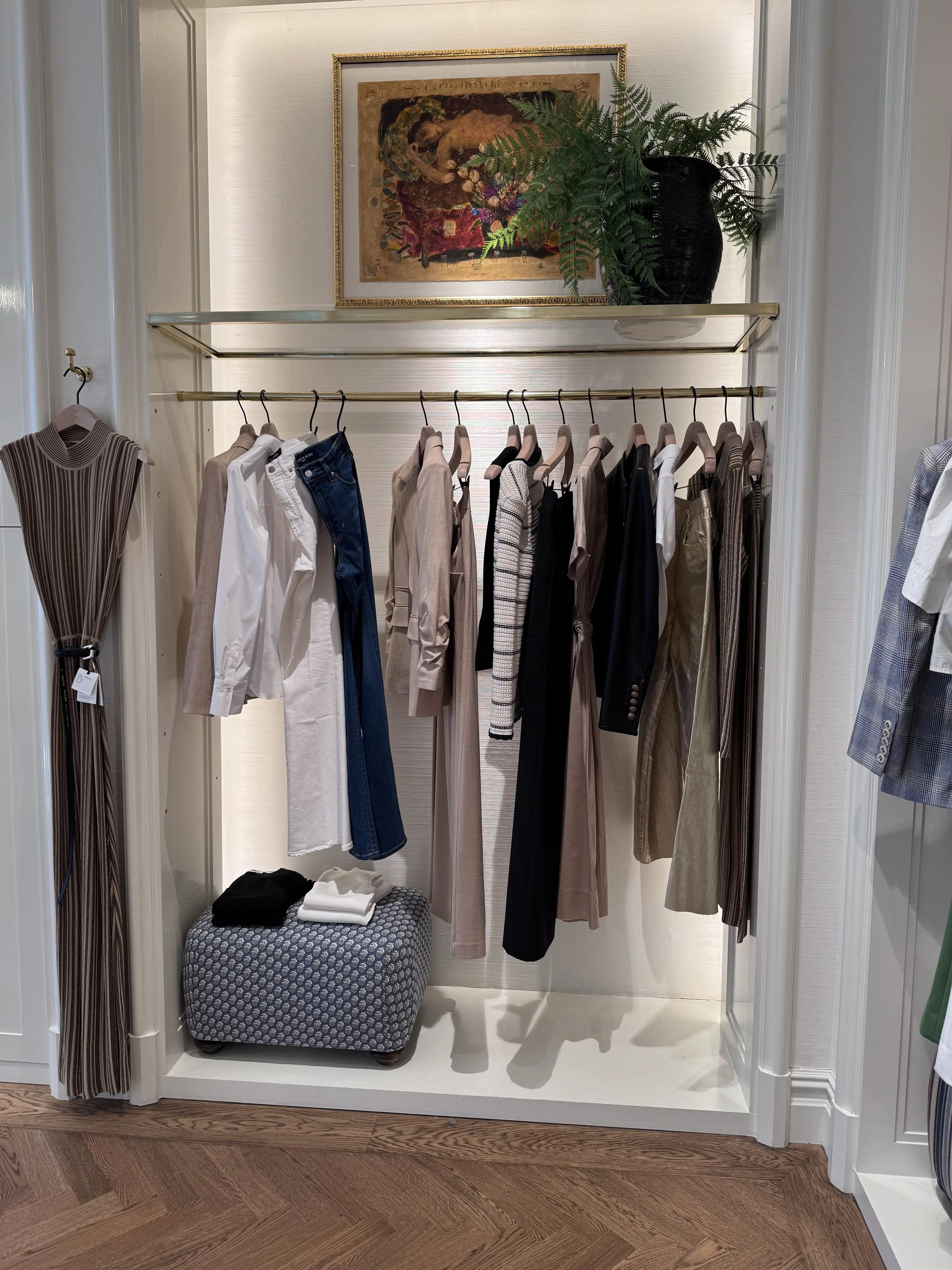 DeZien Advisory Luxury Shopping.jpeg