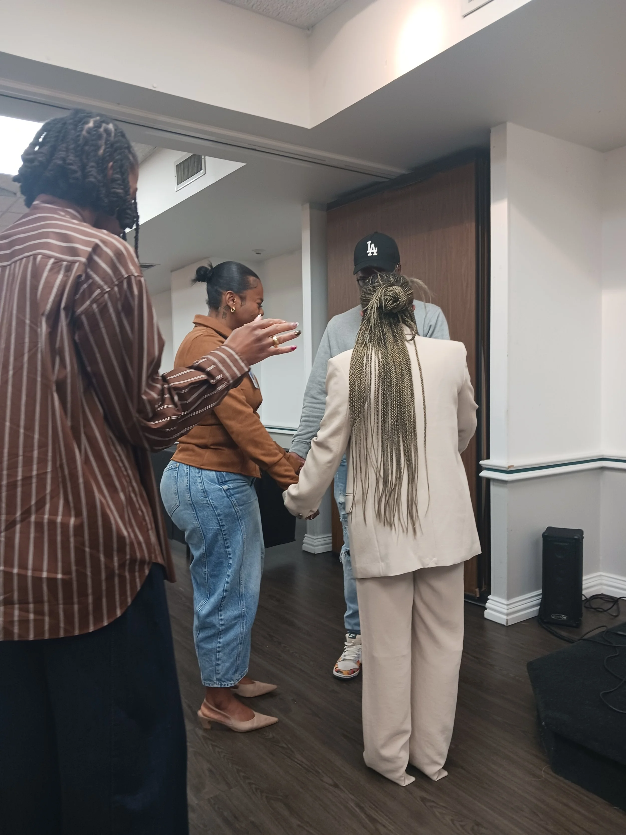 Treyvia and Jaylyn ministering Prayer at the Prophetic Worship, Word & Prayer 9/5/25