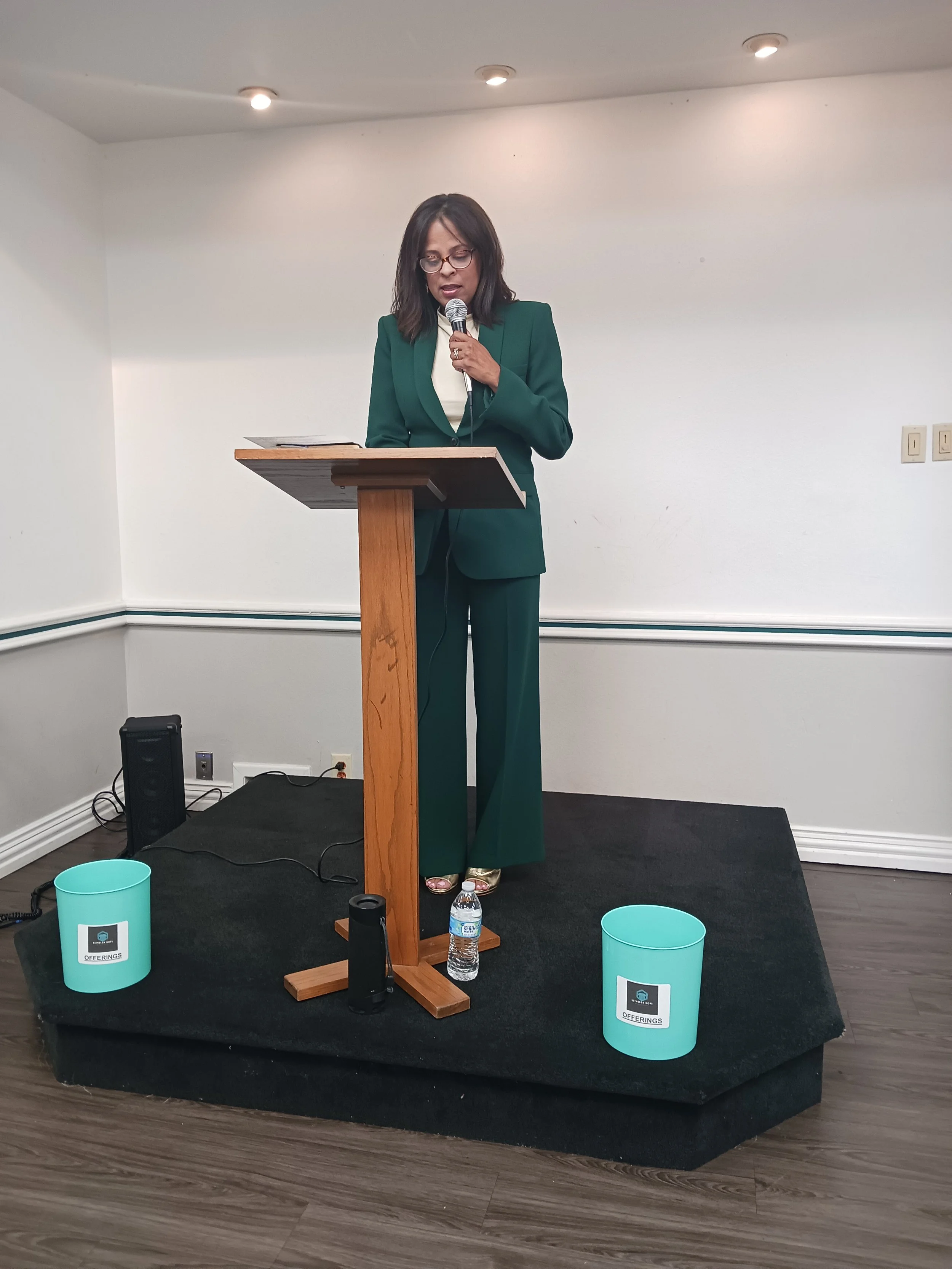 Deanna ministering the Word of the Lord at the Prophetic Worship, Word & Prayer 10/3/25