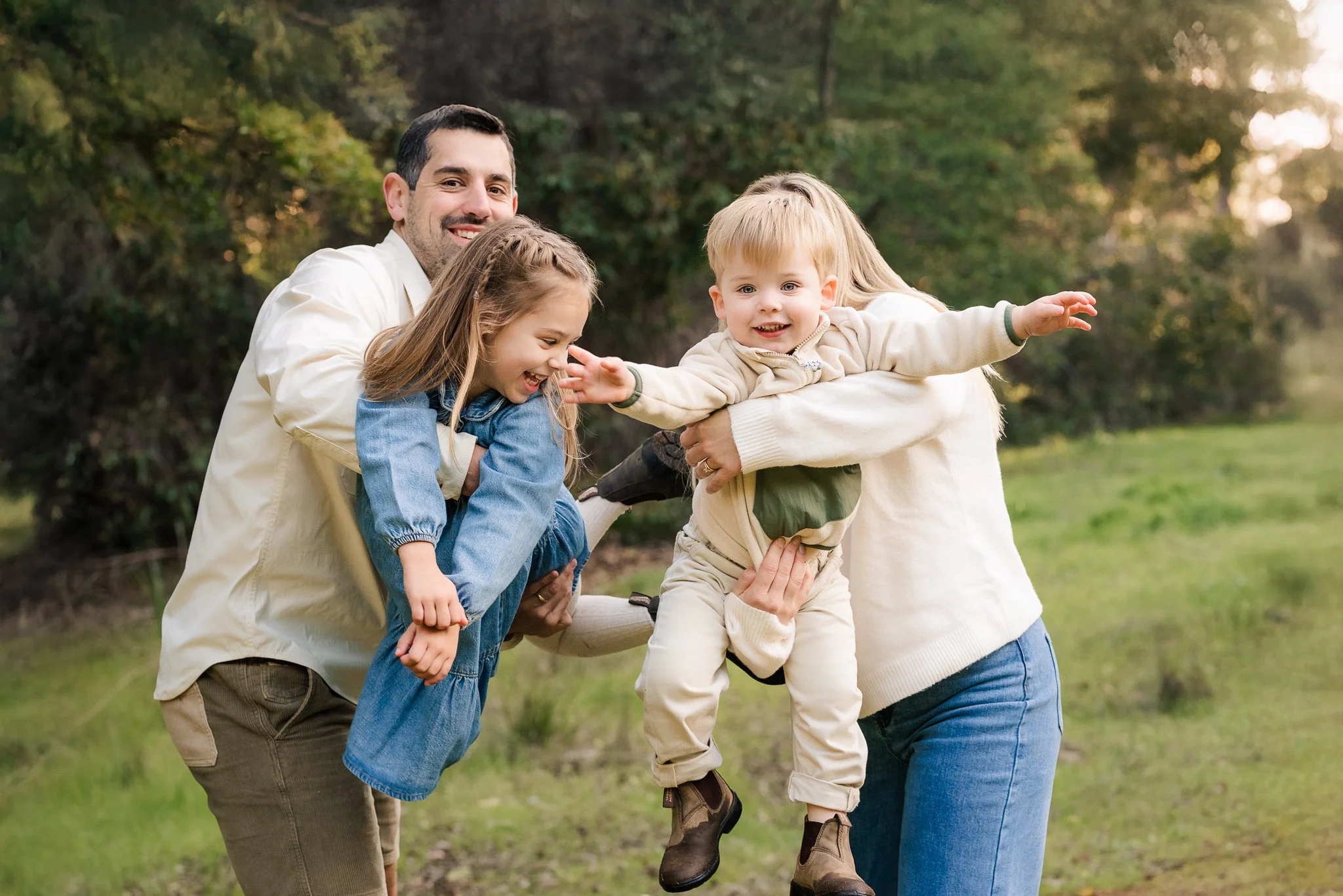 Why You Don’t Need Perfectly Behaved Kids for Beautiful Photos