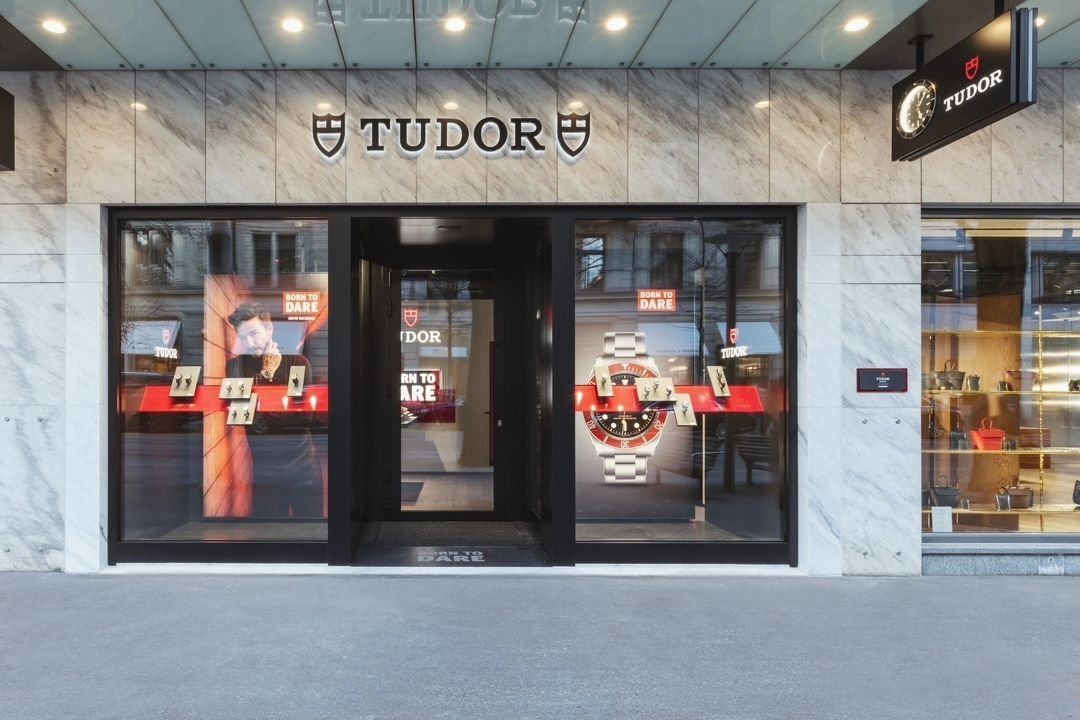 The moment we have all been waiting for has arrived! Switzerland's first @tudorwatch Boutique arrives in Zurich, through a partnership with @bucherer. Situated at the prestigious Bahnhofstrasse 20, the 144m2 boutique features a bold, brand-new retail