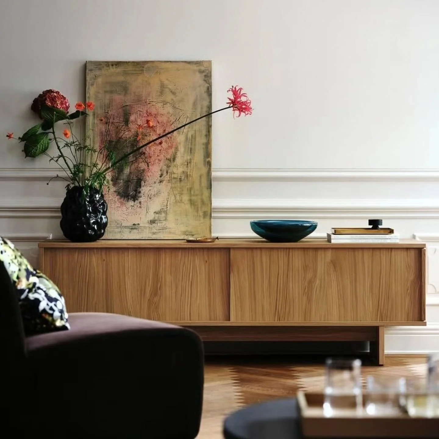 From the Salone del Mobile in Milan to your living room 🏡 We are seeing a clear shift: interiors are becoming warmer, more layered, and more human. @ikeaswitzerland embraces texture, imperfection, and playful design - reflecting how we want to live 