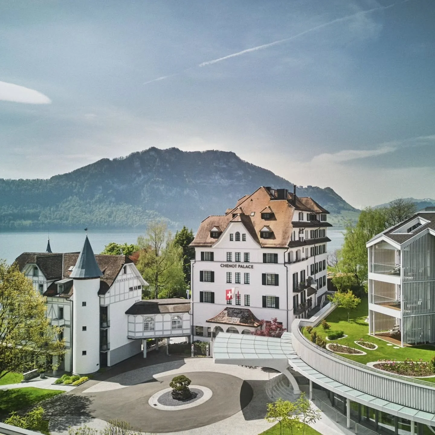 NEW CLIENT: We are proud to announce our collaboration with @chenotpalaceweggis, the Swiss destination redefining preventive health through science, innovation, and holistic wellbeing.
Located on the shores of Lake Lucerne, @chenotpalaceweggis brings