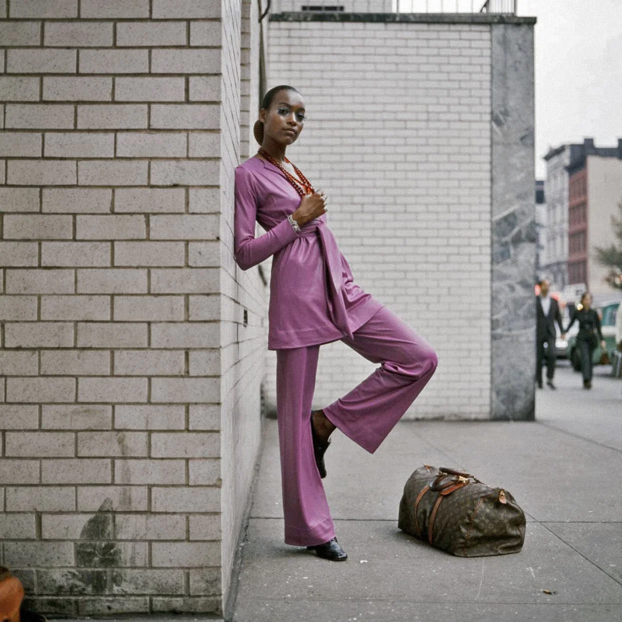 1969 ‘Black Beauty’ Modelling Agency — RETRONAUT