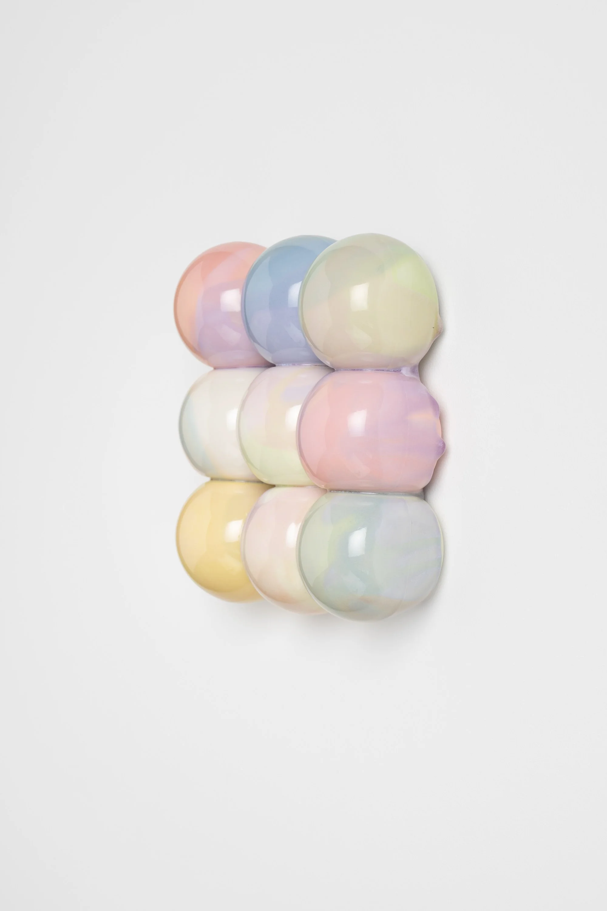 Virtual particles, 2026, Porcelain, stain, glaze, 21h x 21w x 7d cm. Image: Mark Pokorny
