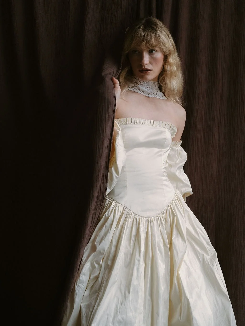 ~ W H I M ~ 

Balancing nostalgia and romance with modern simplicity. Whim is crafted in a buttery cream silk dupion. The natural slubs and subtle texture in this luminous cloth catch the light stunningly, lending an ethereal and whimsical finish. 

