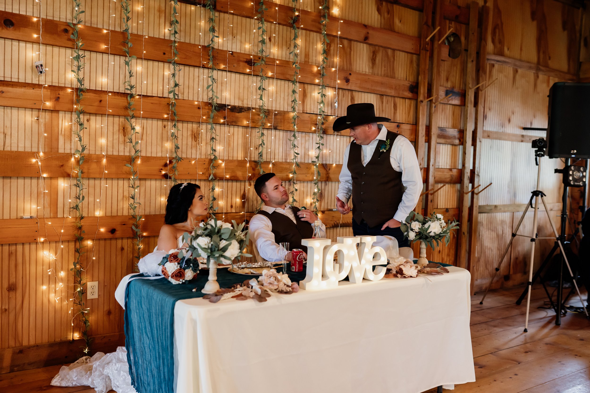 10 7. Reception.jpg