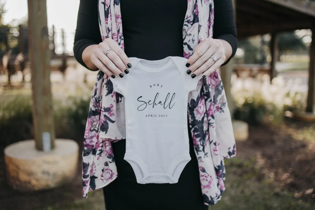 SchallBabyAnnouncement-4068.jpg