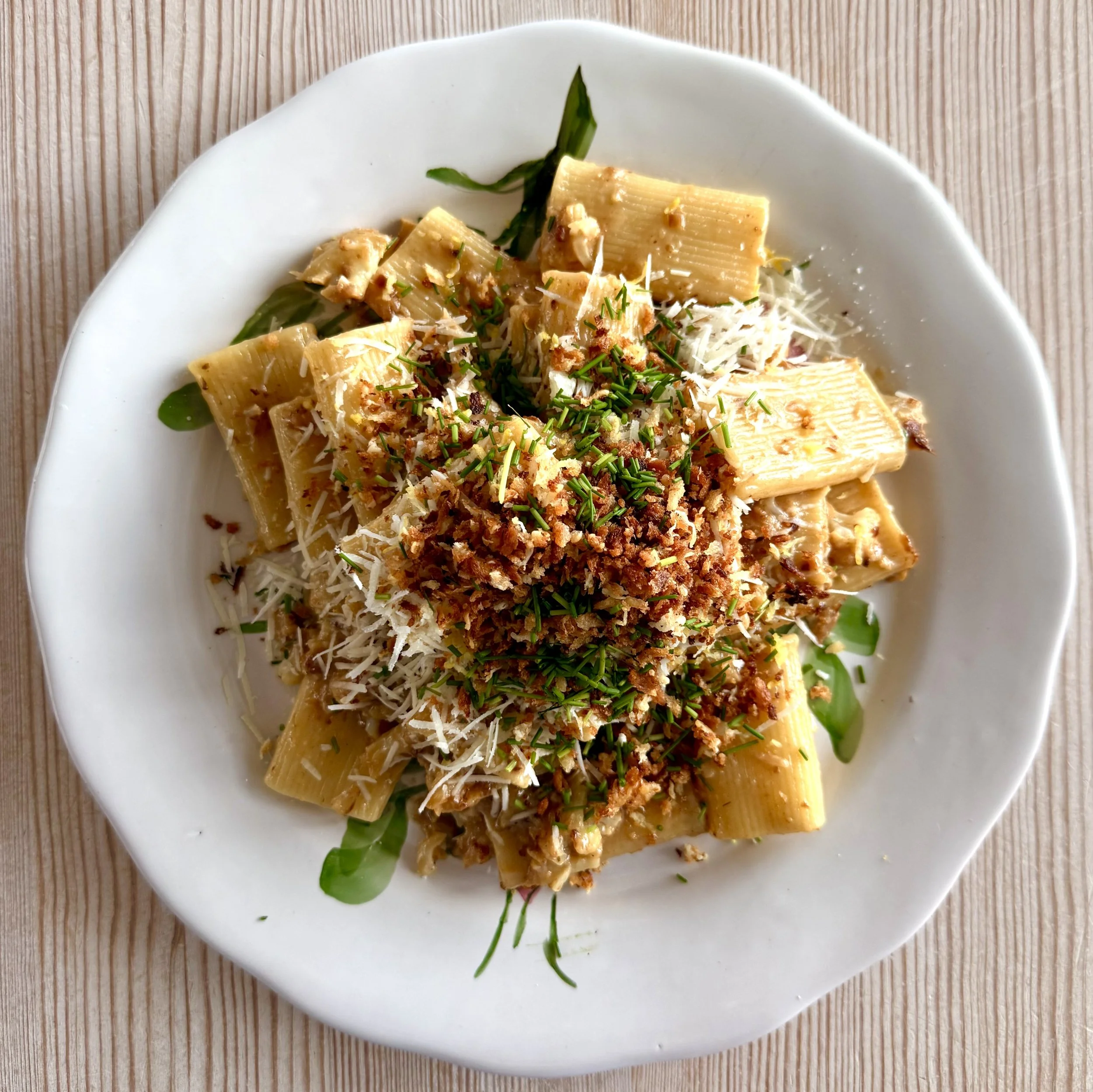 Kremet Blomkålspasta med Pecorino-brødsmuler