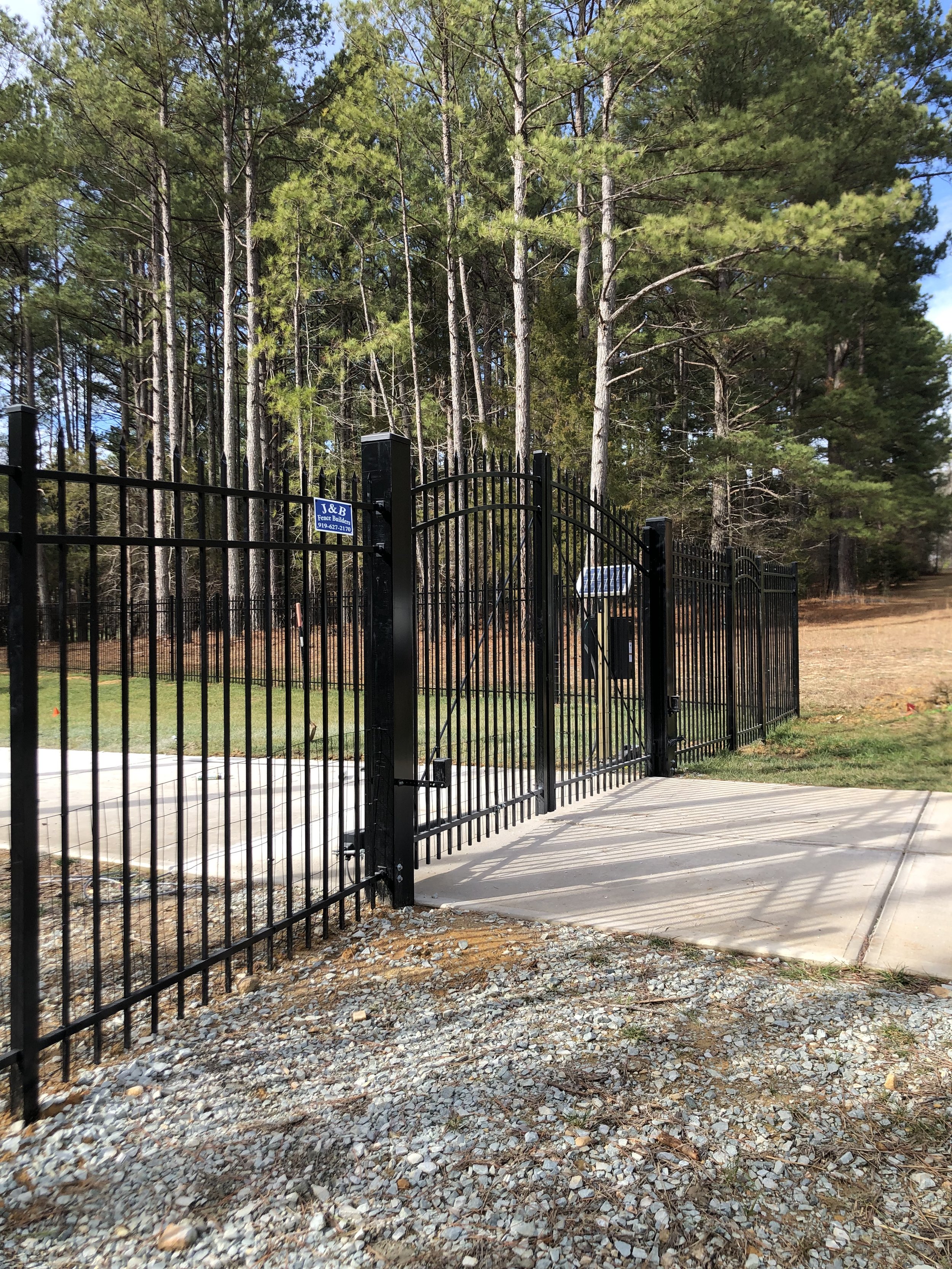 Fence Contractors Near Me