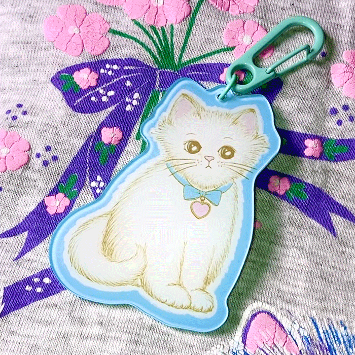 SaraStreet_Keychain_Lambo2.gif