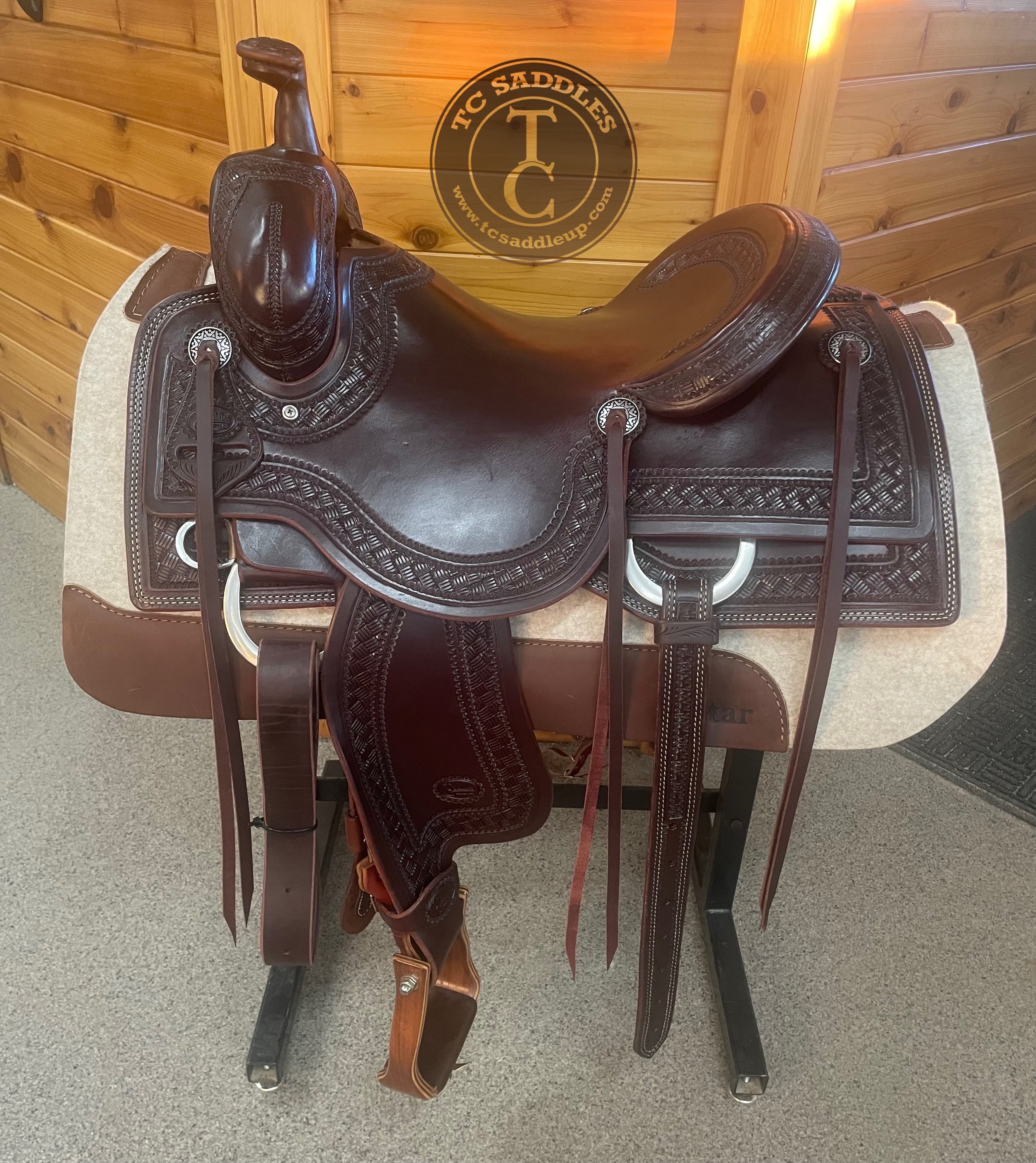 SOLD. TC Custom 16” BW Ranch Cutter