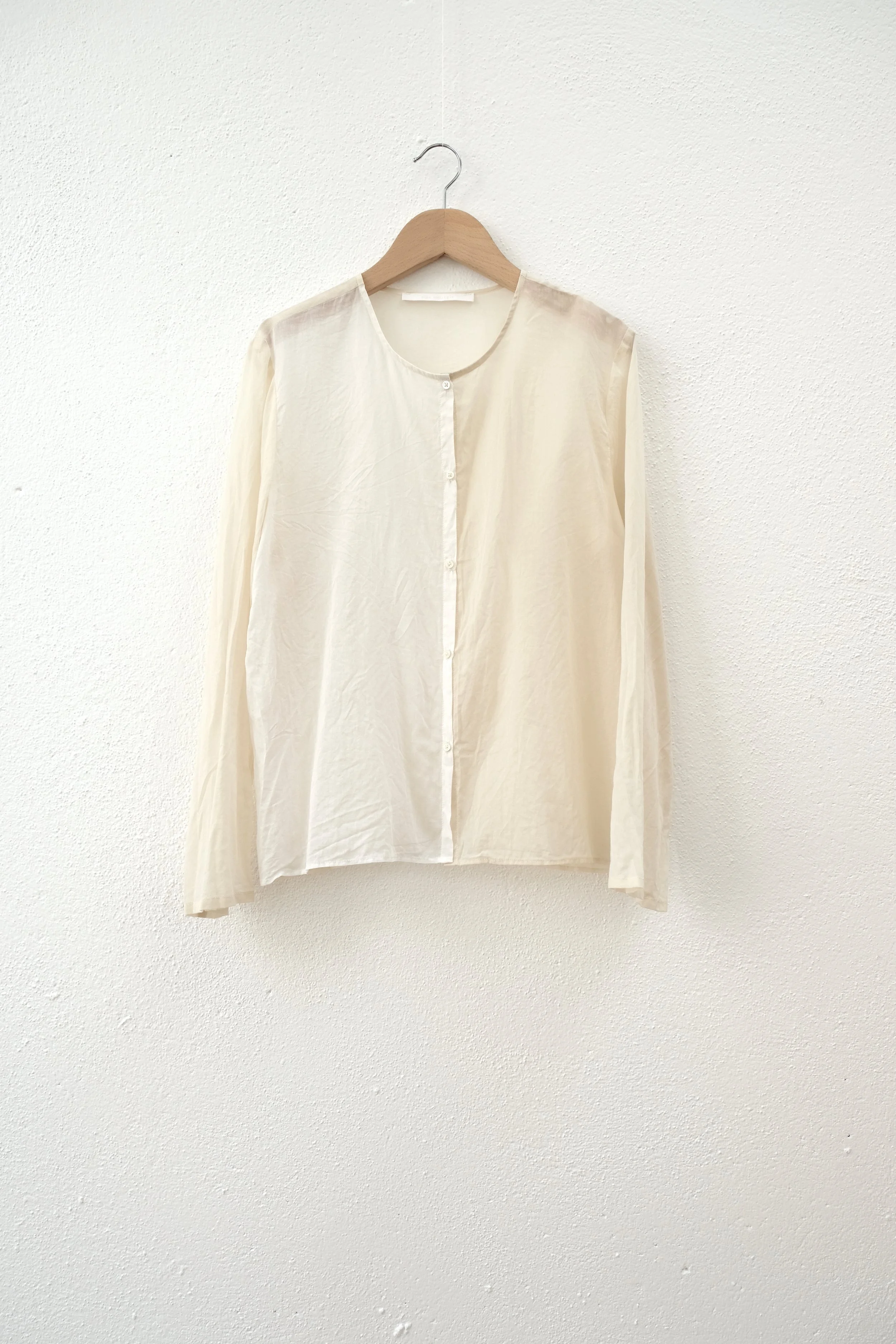 PAROLE ECRUWHITE  2.JPG