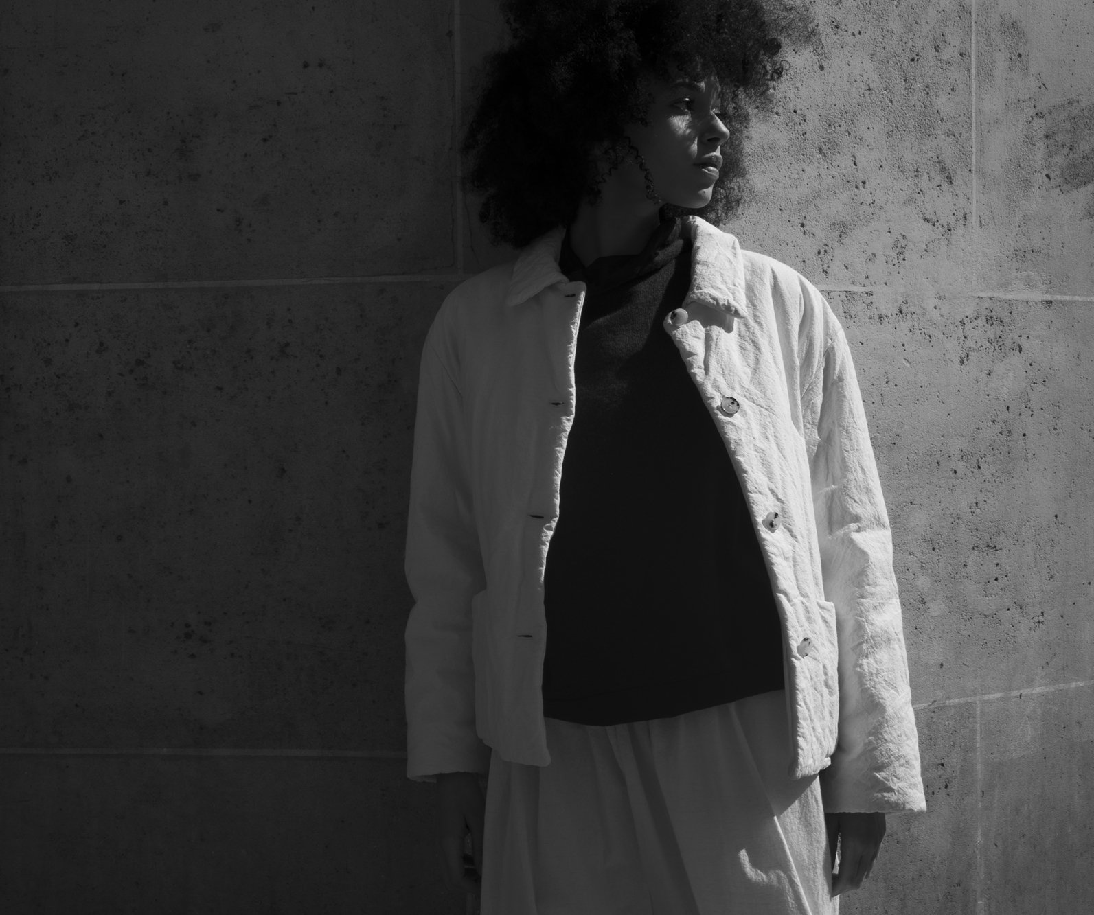 2025_EST_FW25-6_Collection_MD4_3628_photoMariliaDestot_BW.jpg