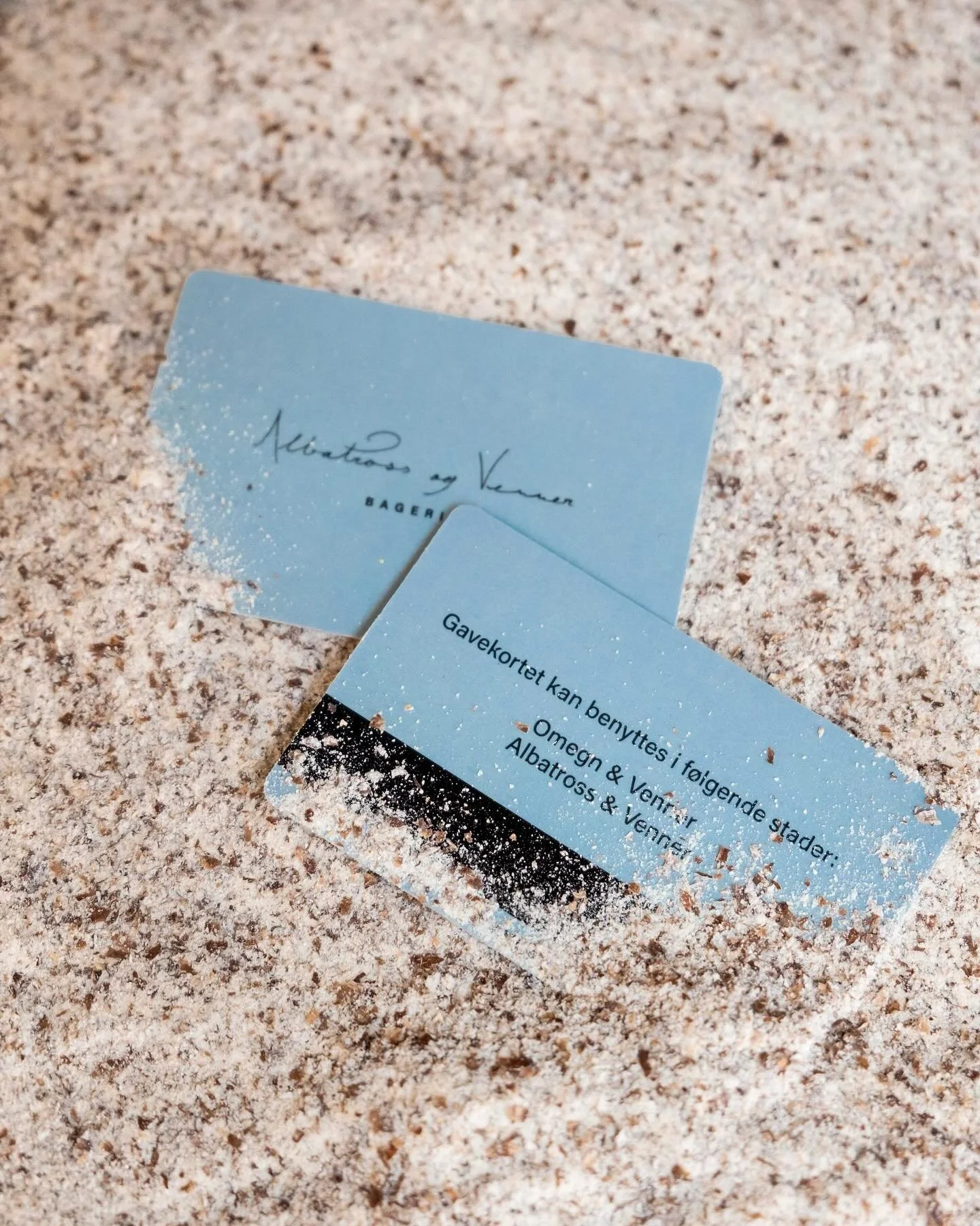 Gift season it getting closer 🎁 Buy your giftcard to croissants, your favorite sourdough or you have a friend who needs a month treat of cup of filter coffee and a bun w/ butter & cheese 🤩
If you need many, please send a message to info@albatr