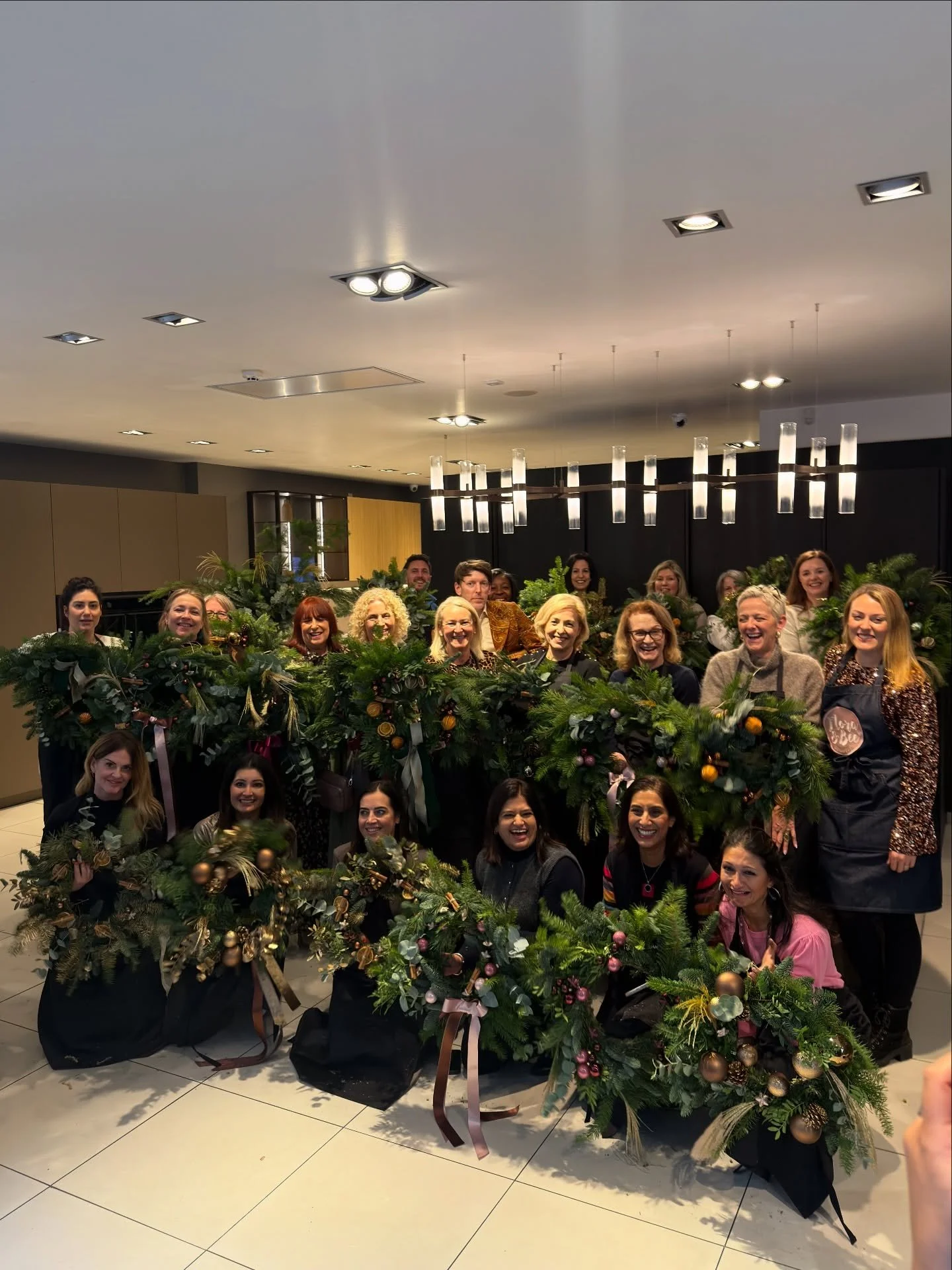Such a wonderful, festive day at our Wigmore Street showroom today. We were delighted to welcome some lovely clients, interior designers and journalists to kick off the Christmas season with a wreath making afternoon. 
 
Thank you @gaggenauofficial f