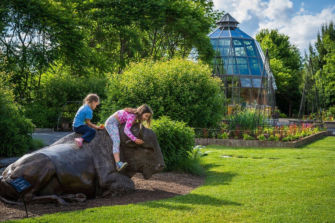 The Children&rsquo;s Garden is designed to be an outdoor classroom; a place of unscripted play and spontaneous exploration that provides a &ldquo;hands on&rdquo; educational venue where all senses are engaged. The design intent is to emotionally conn