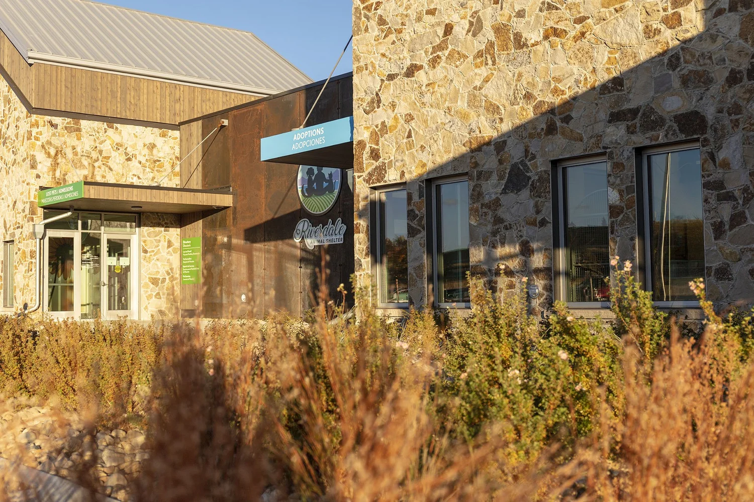 riverdale-animal-shelter-and-regional-park-didier-design-studio