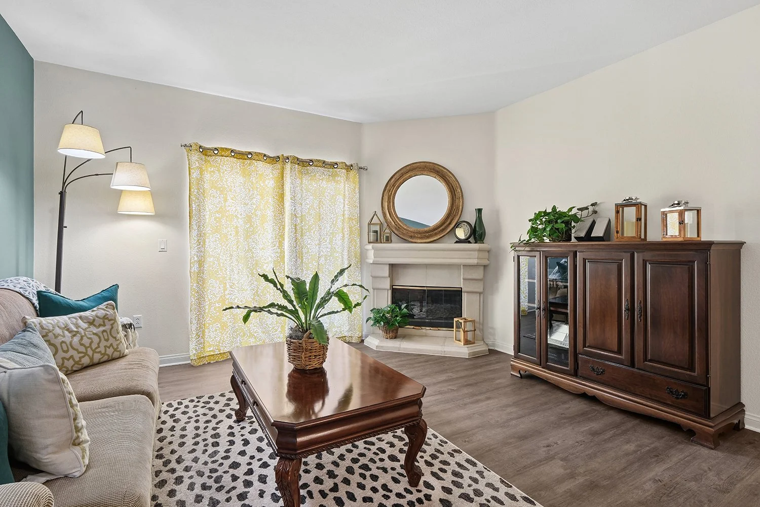 Crescent Heights Living Room