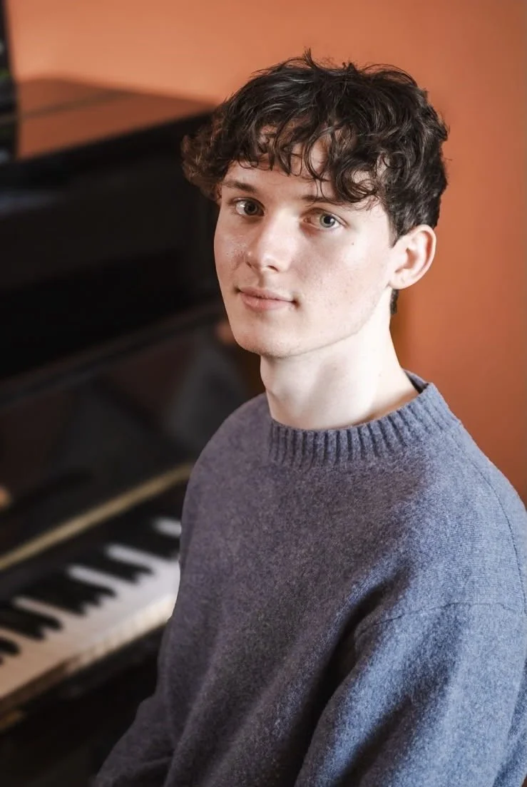 Rory Conneally at the piano
