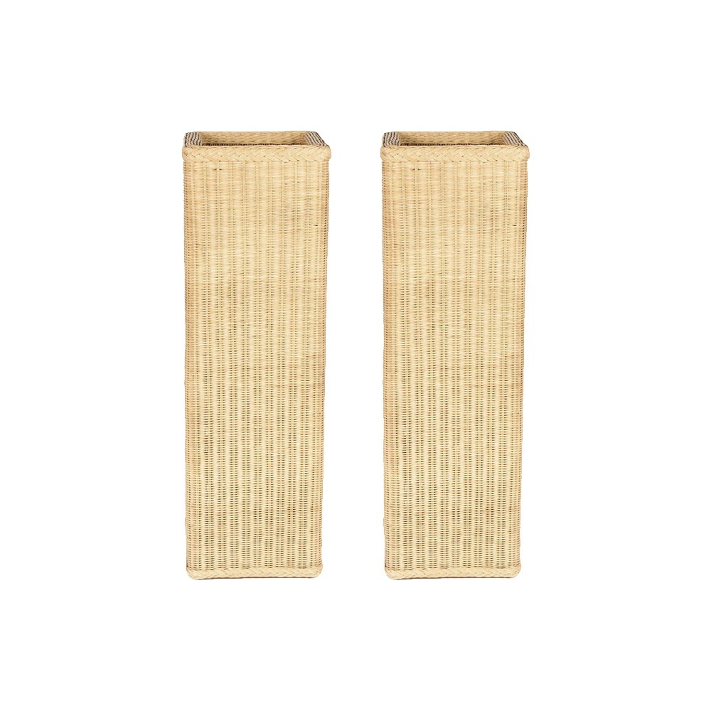 Fallon-Pedestal.png (Copy)