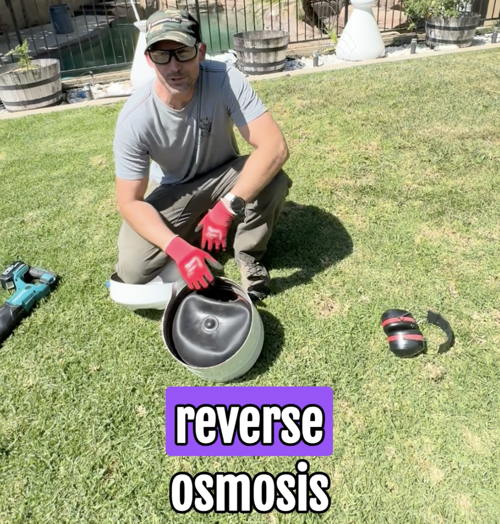 Rubber is Inside Your Reverse Osmosis Tank? (I Cut It Open…)
