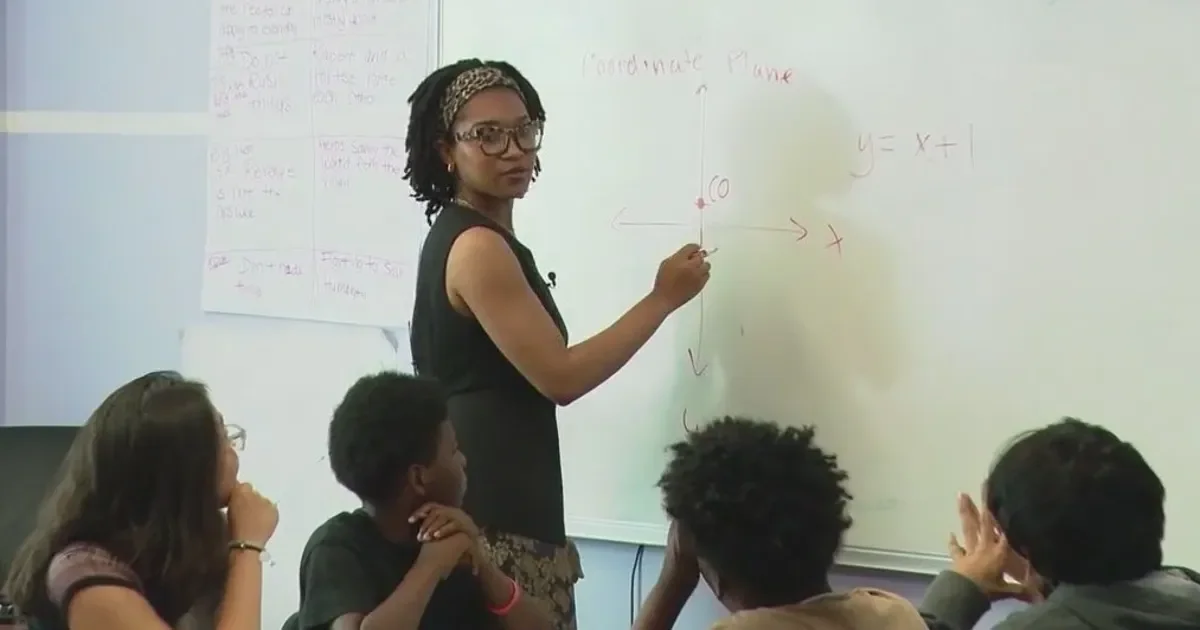 Teach for America recruits step up as Illinois teachers consider leaving classrooms