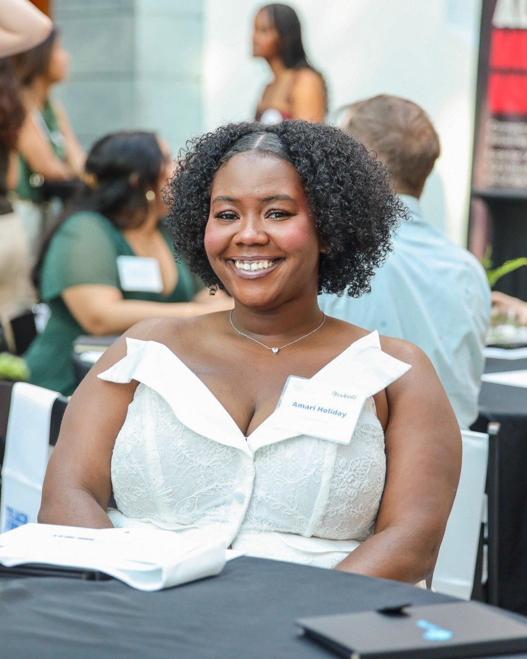 Teach For America recently celebrated 35 years of national impact. As we look ahead, we want alumni voices to help shape the next chapter here in Greater Chicago-Northwest Indiana.

Complete the Alumni Survey to help us:
✏️ Prioritize the support and