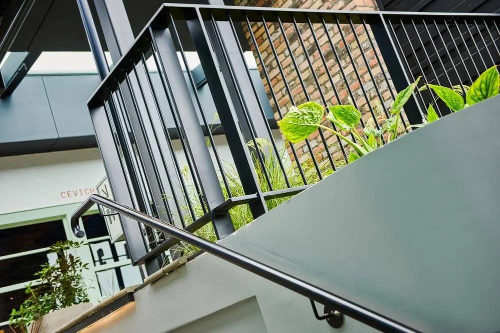 custom-commercial-balustrades-handrails-newmarket-jn422.jpeg