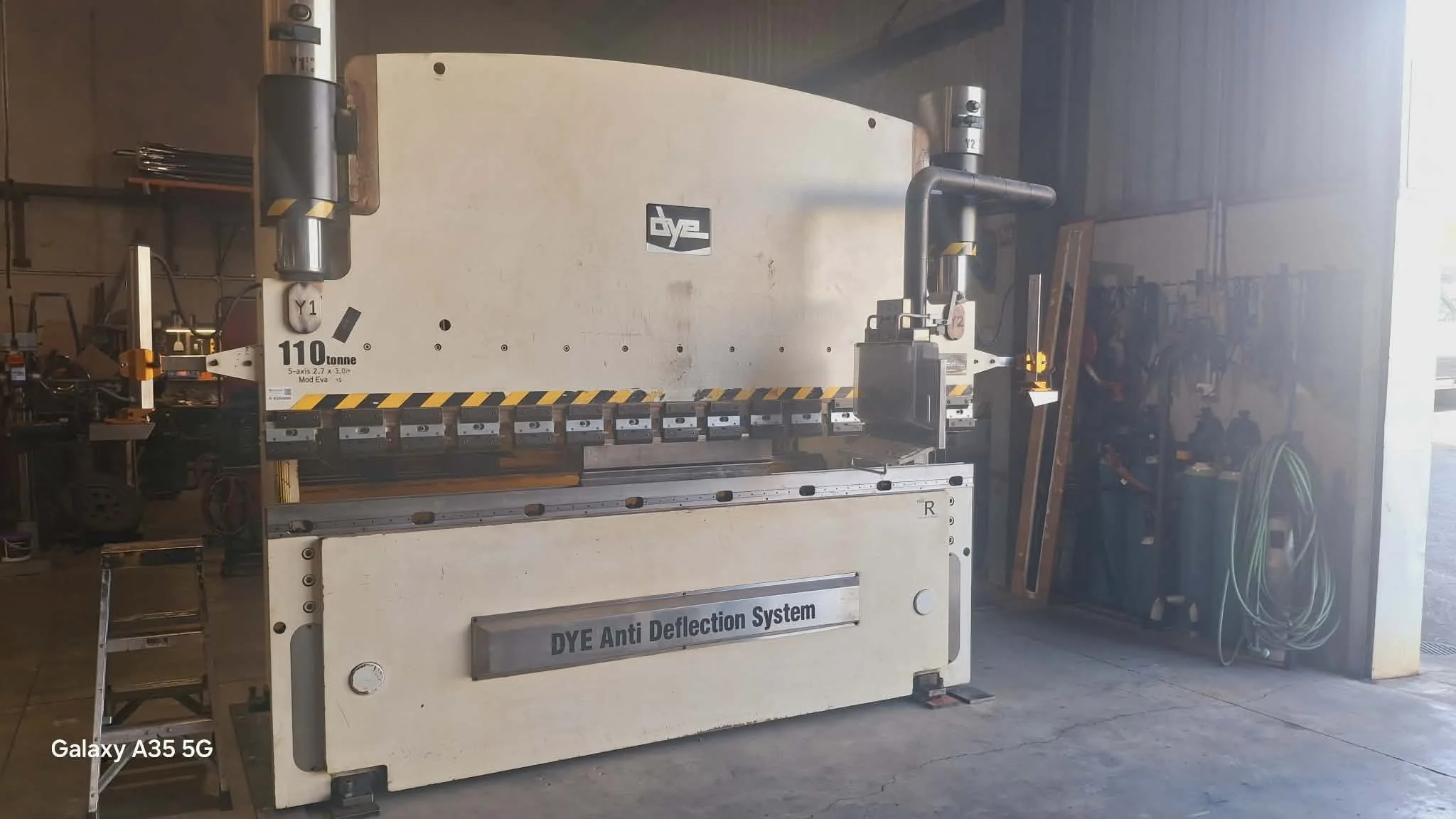 110 press brake machine for folding sheetmetal