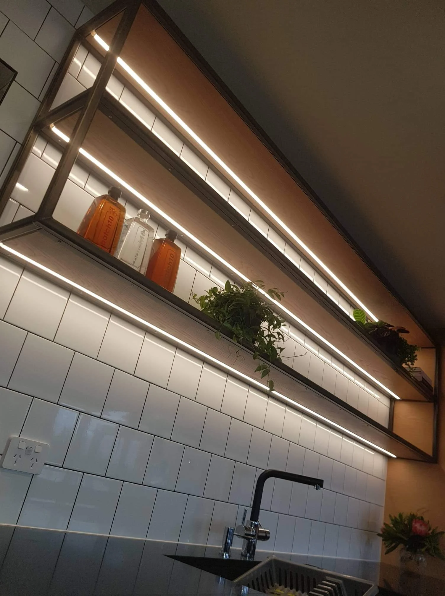 kitchen-steel-shelving-with-led-auckland-jn415.jpeg