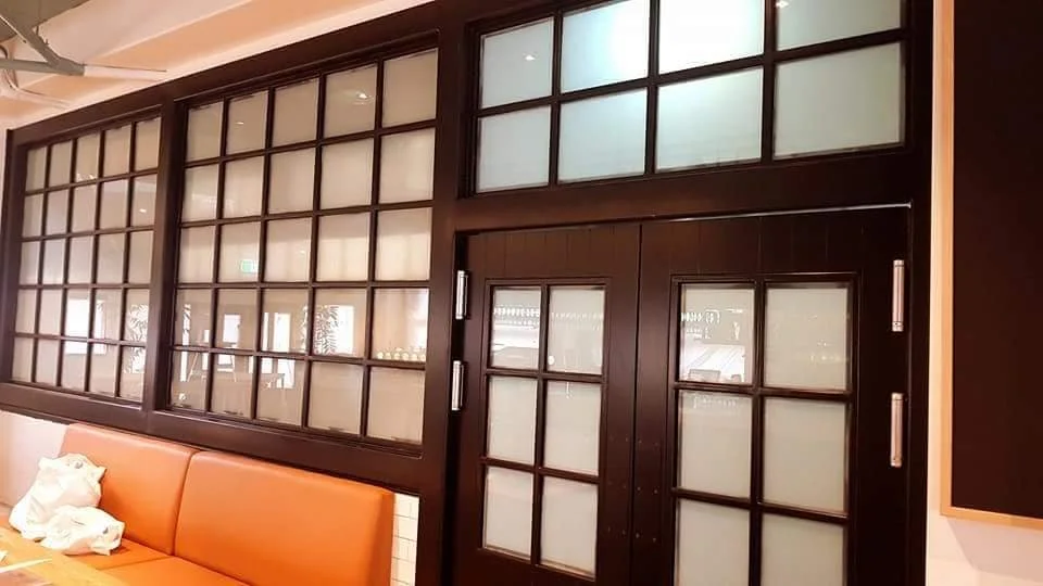 Feature Windows