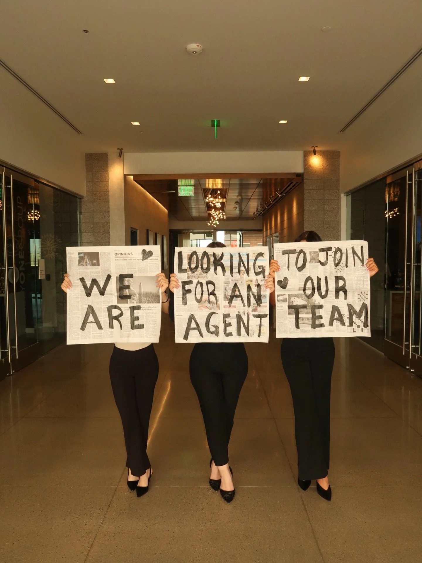 We are growing ✨🏡🤍

If you are an experienced agent who loves working with buyers primarily in the West Valley, we want to meet you!

We take the busy work off your plate by providing transaction coordination, social media video help, and credit re