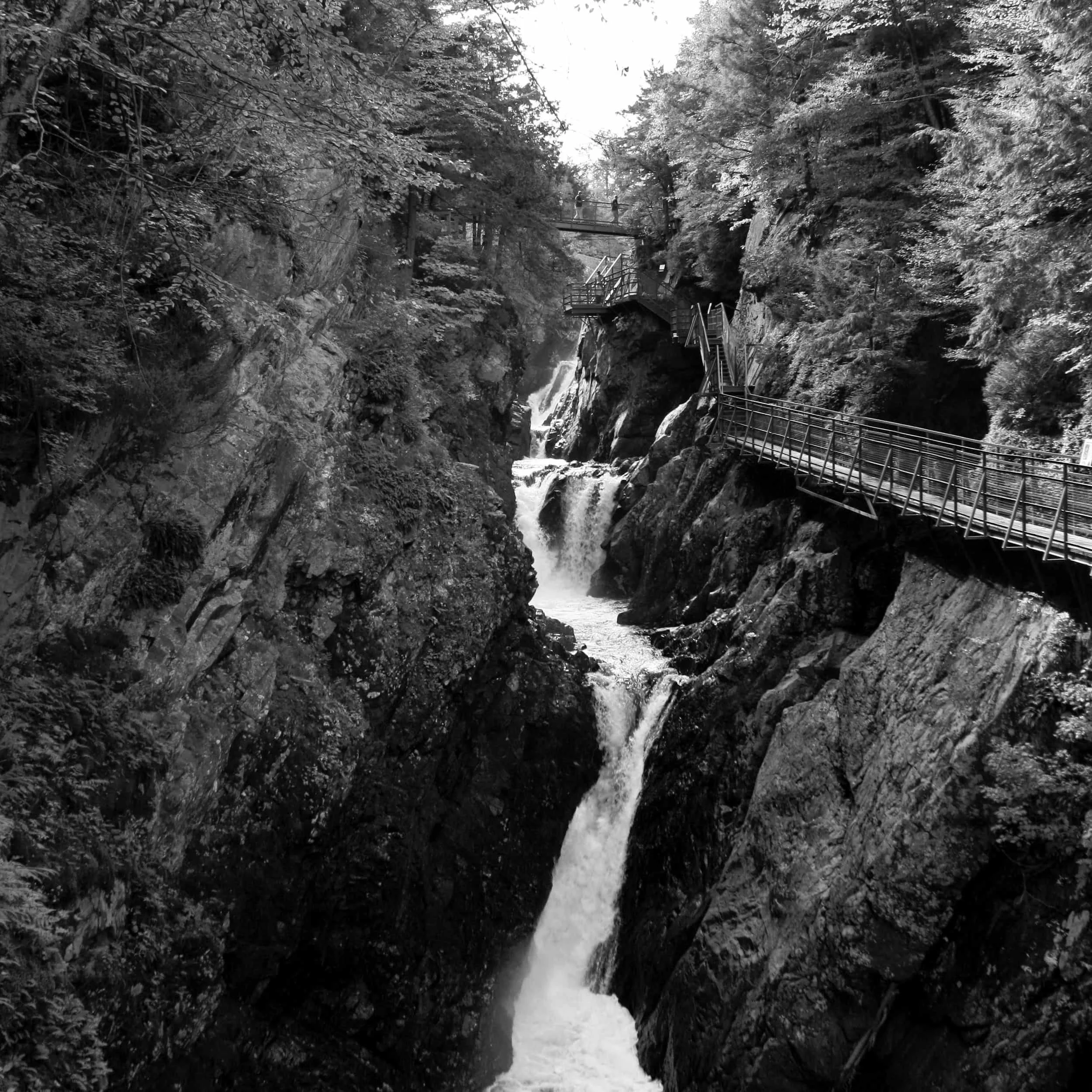 HIGH FALLS GORGE