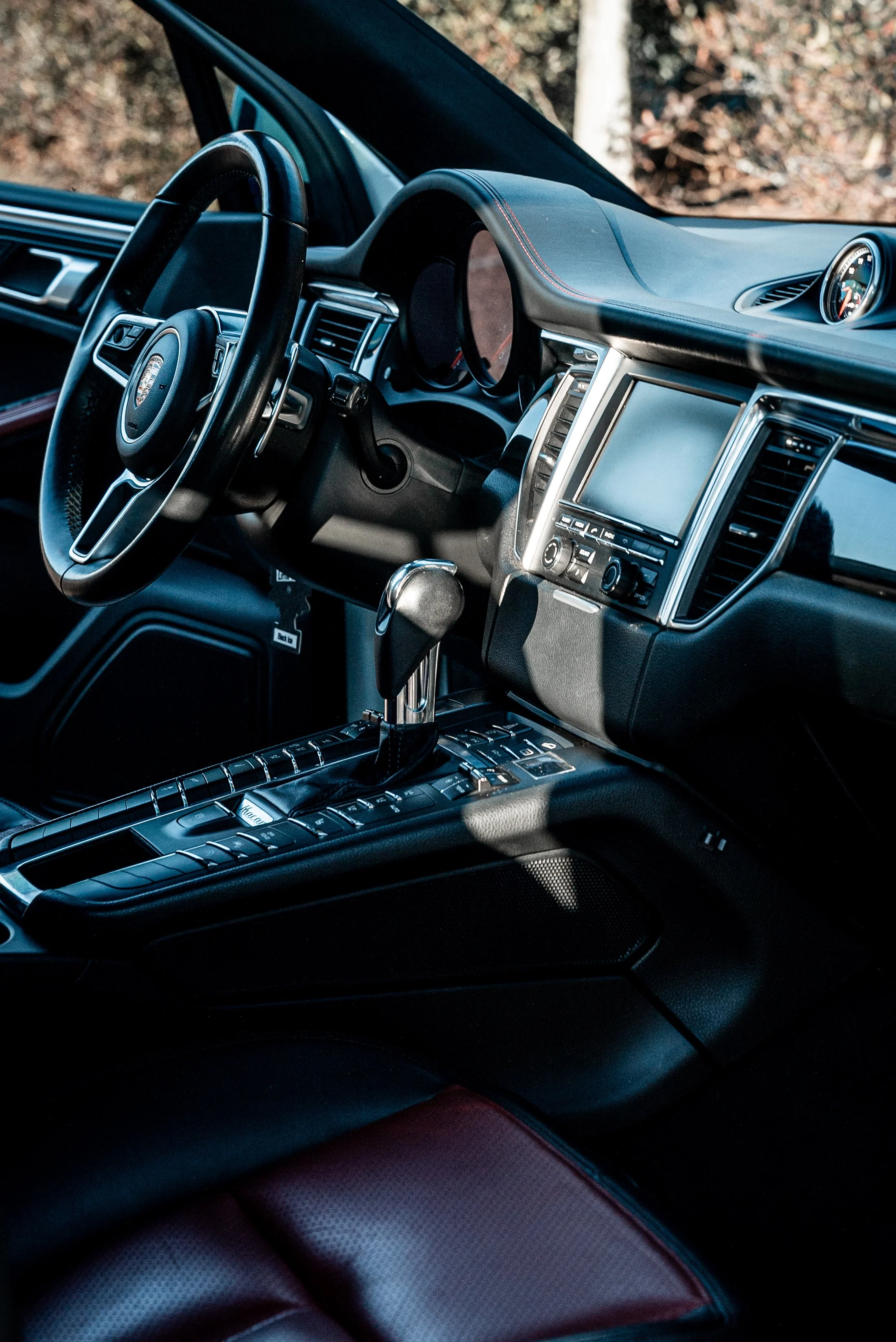 PORSCHE MACAN S RENTAL CAR MASSACHUSETTS — DRIVEIFY