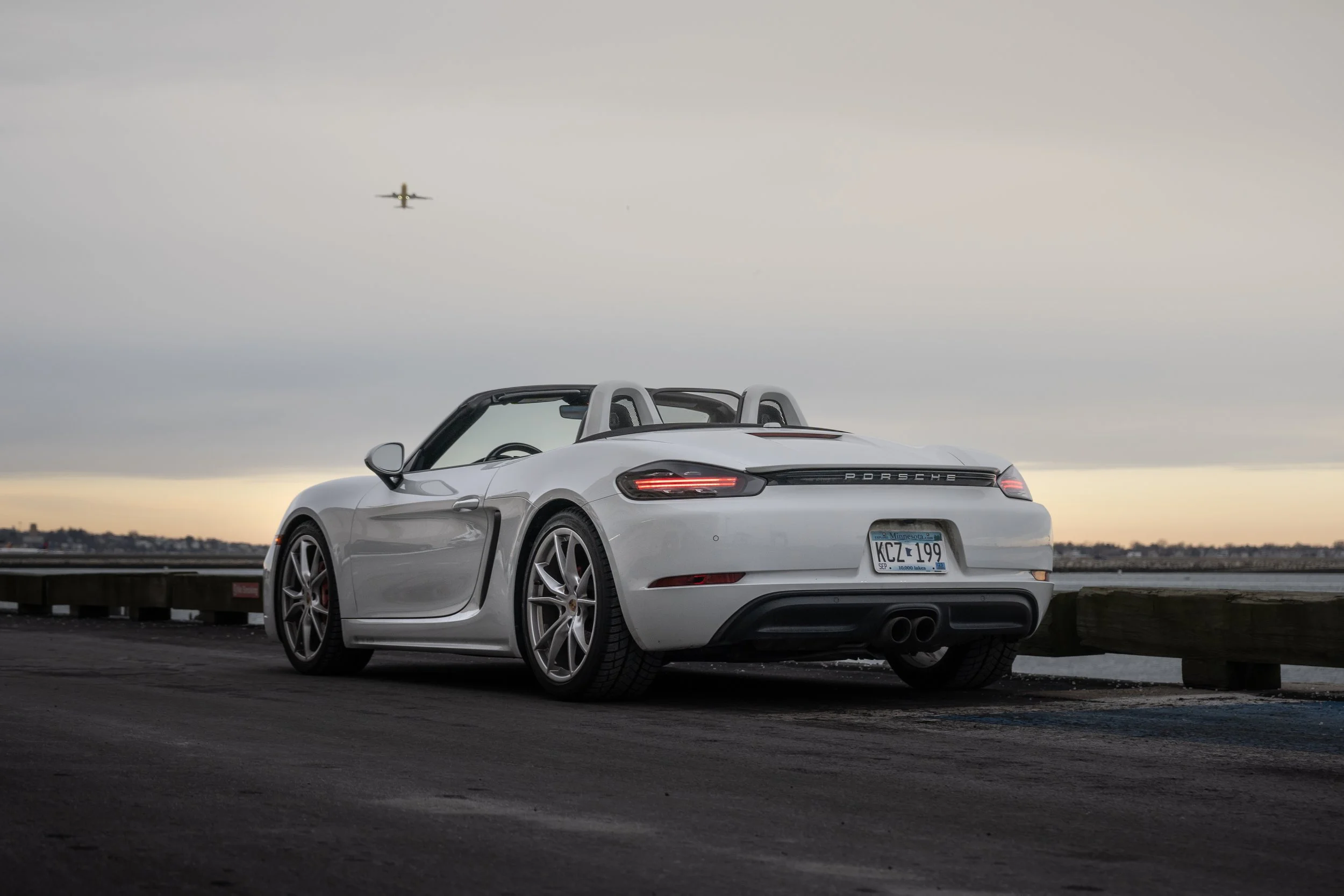 PORSCHE BOXSTER S RENTAL CAR MASSACHUSETTS — DRIVEIFY